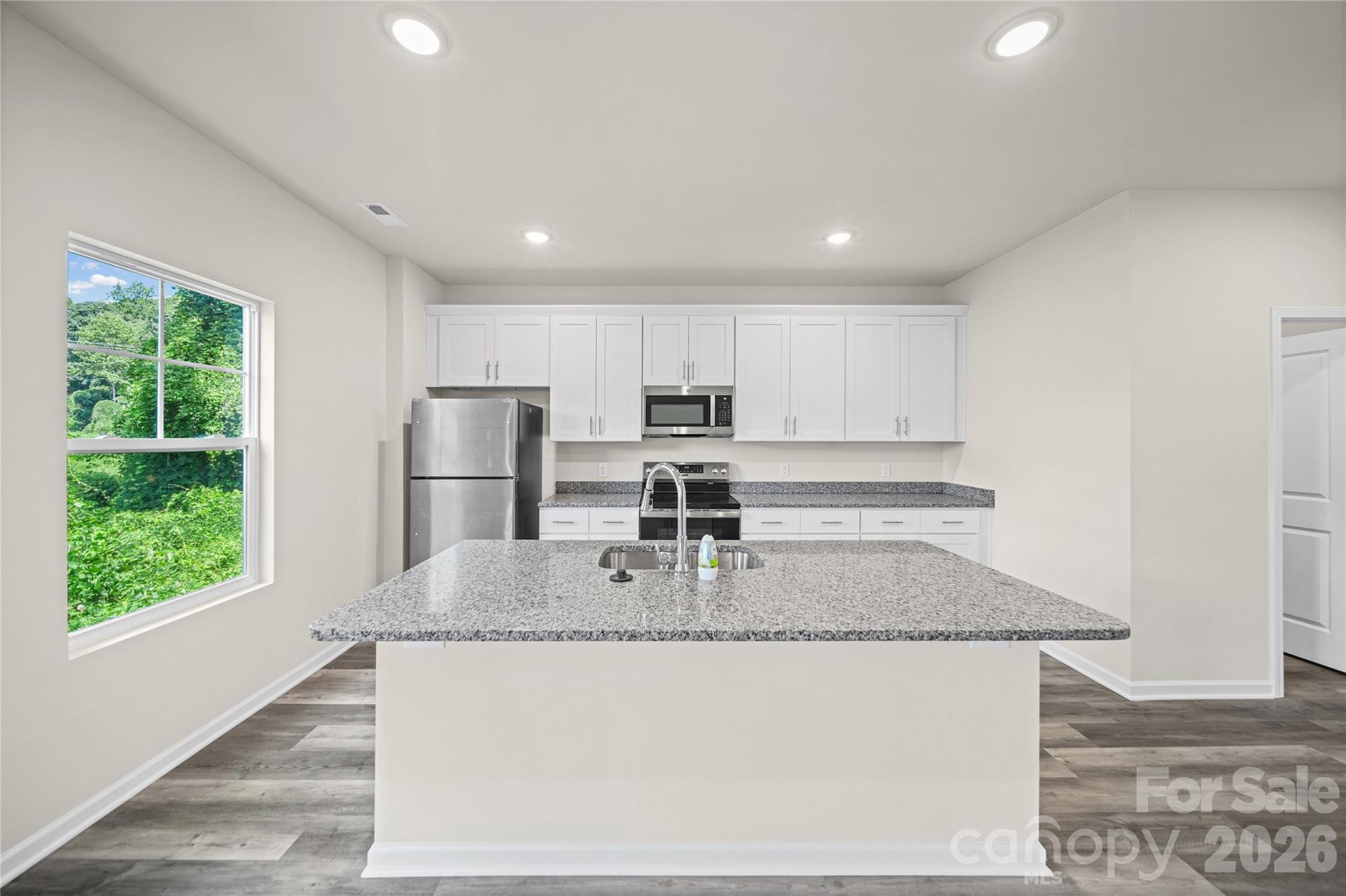 470 Woodberry Drive Property Photo 10