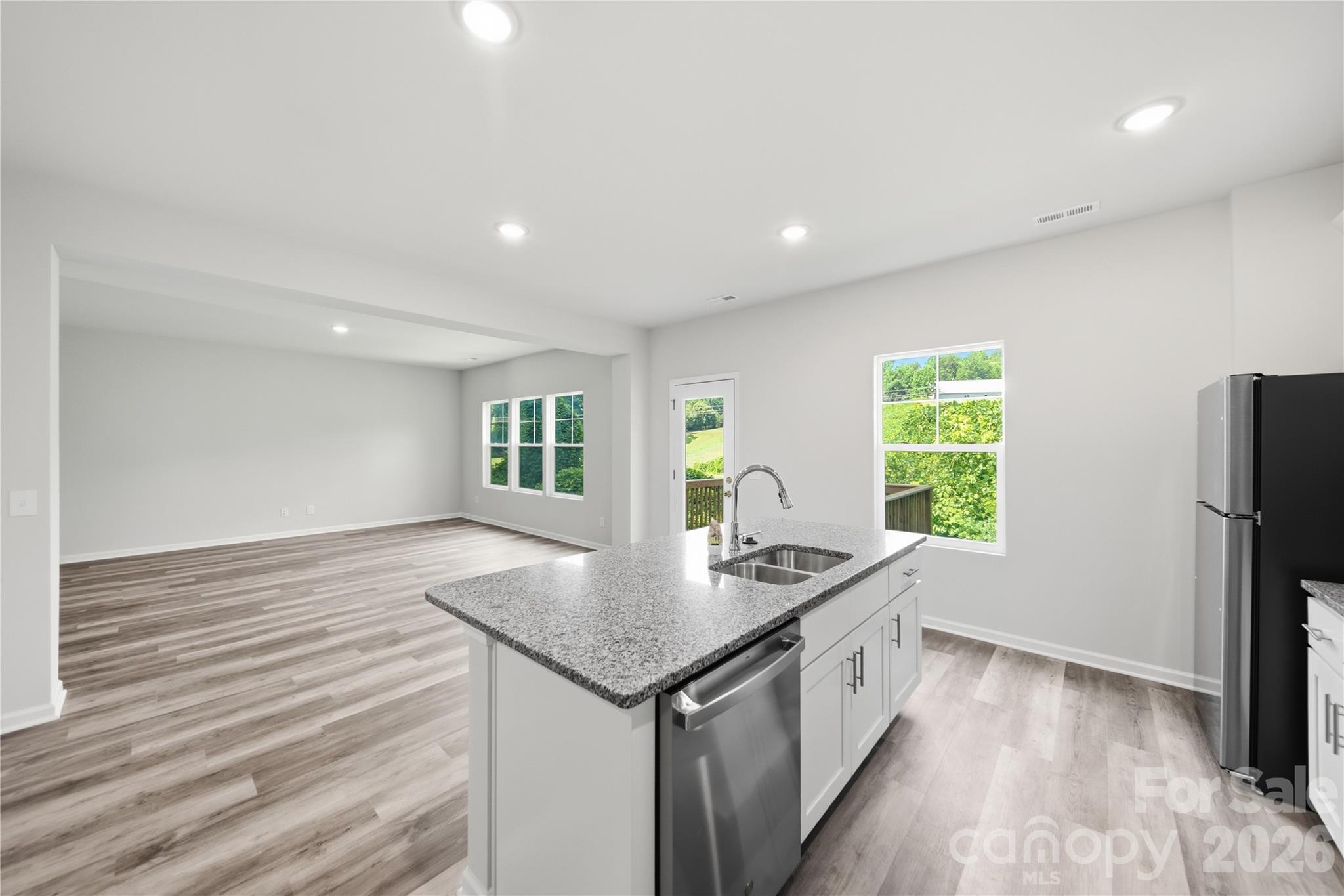 470 Woodberry Drive Property Photo 13
