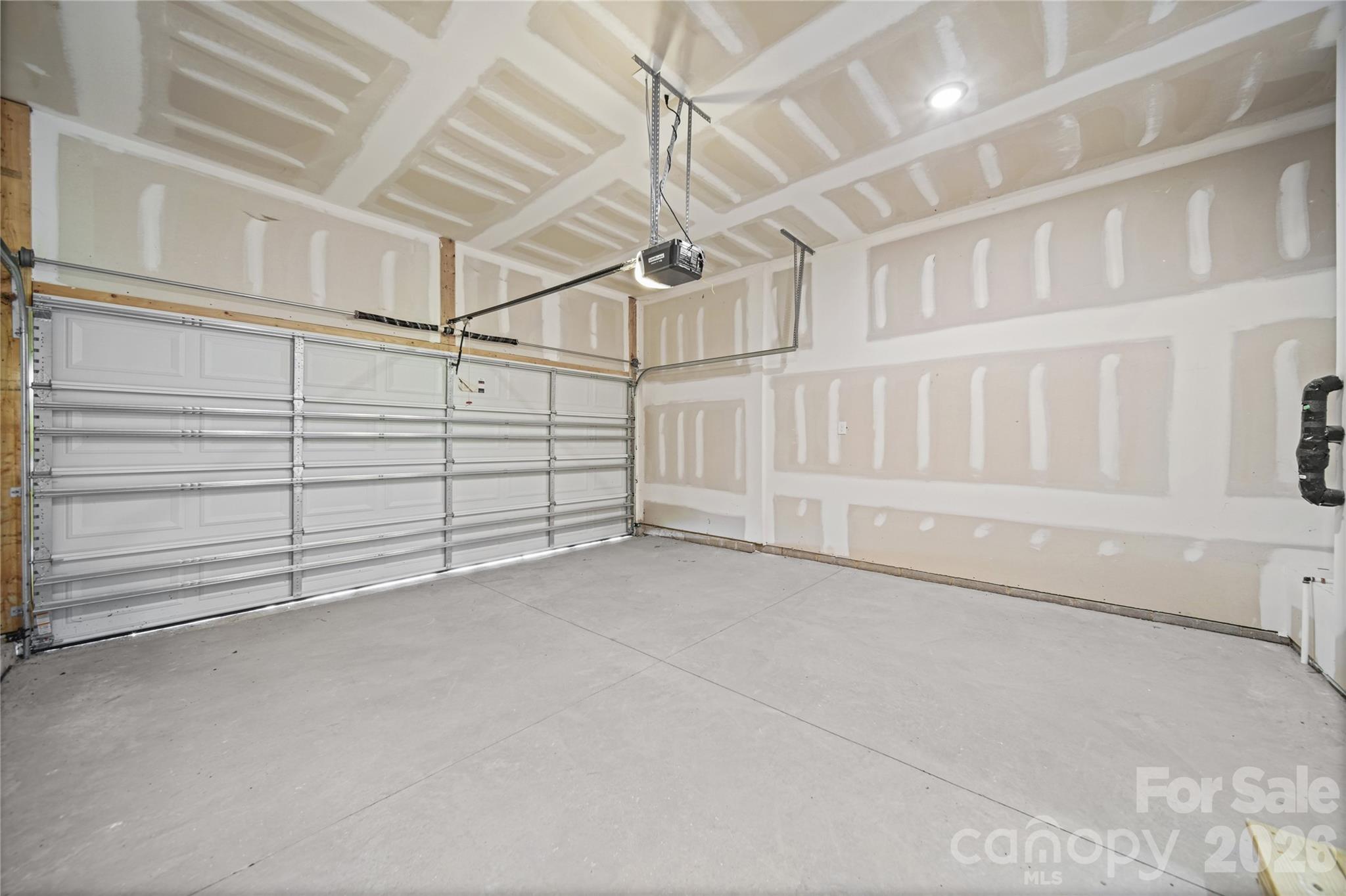470 Woodberry Drive Property Photo 15
