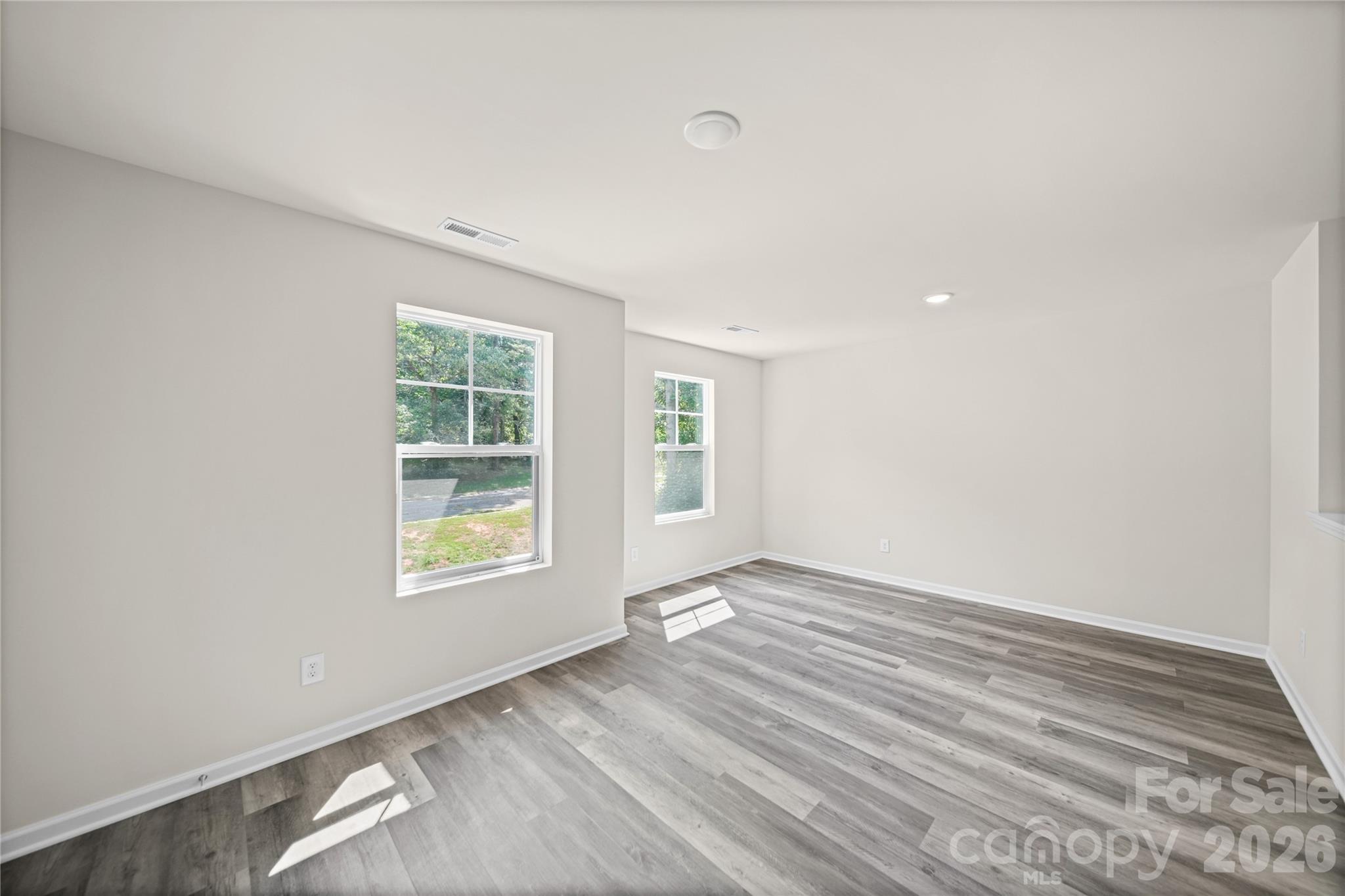 470 Woodberry Drive Property Photo 17