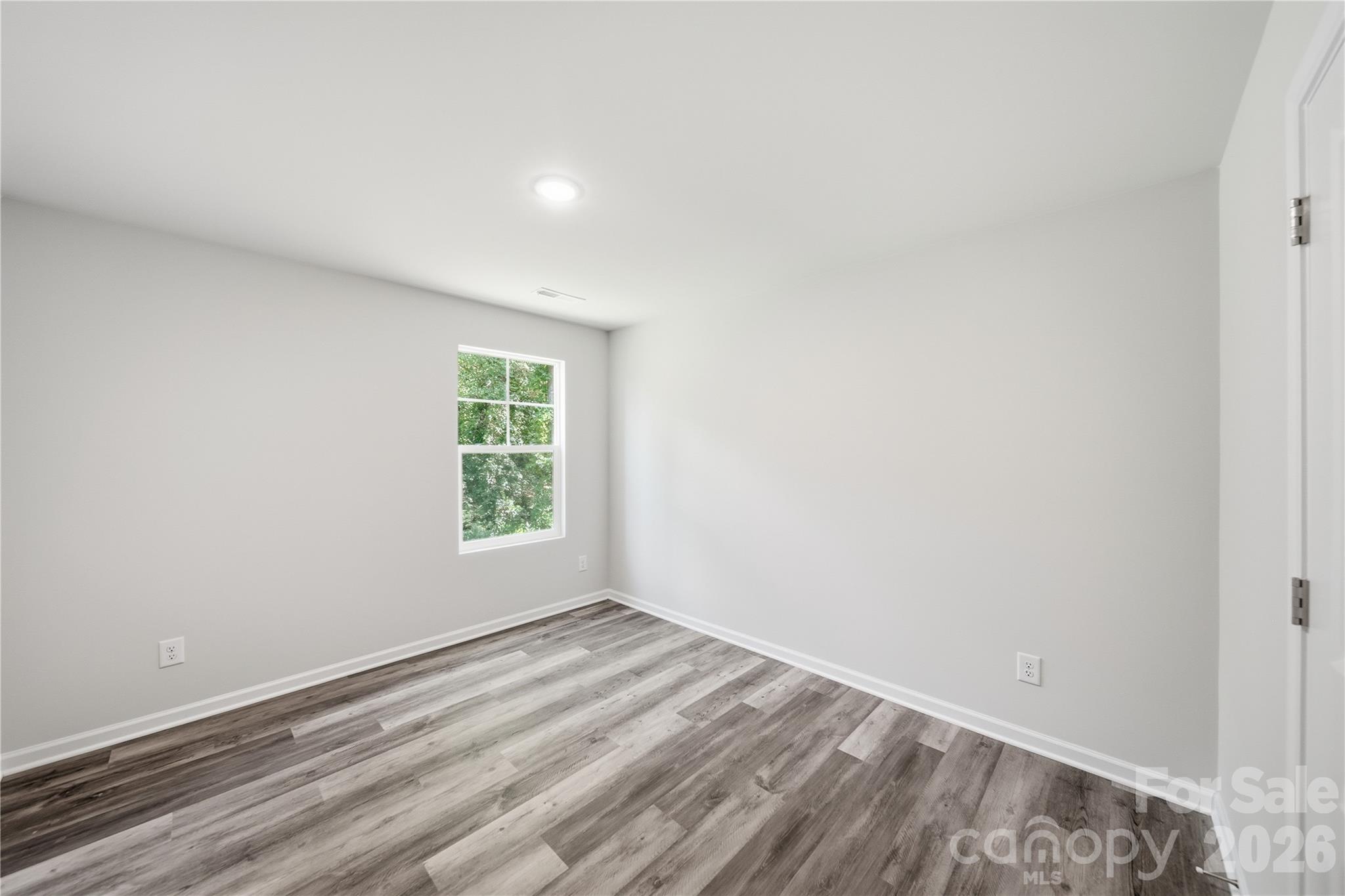 470 Woodberry Drive Property Photo 23