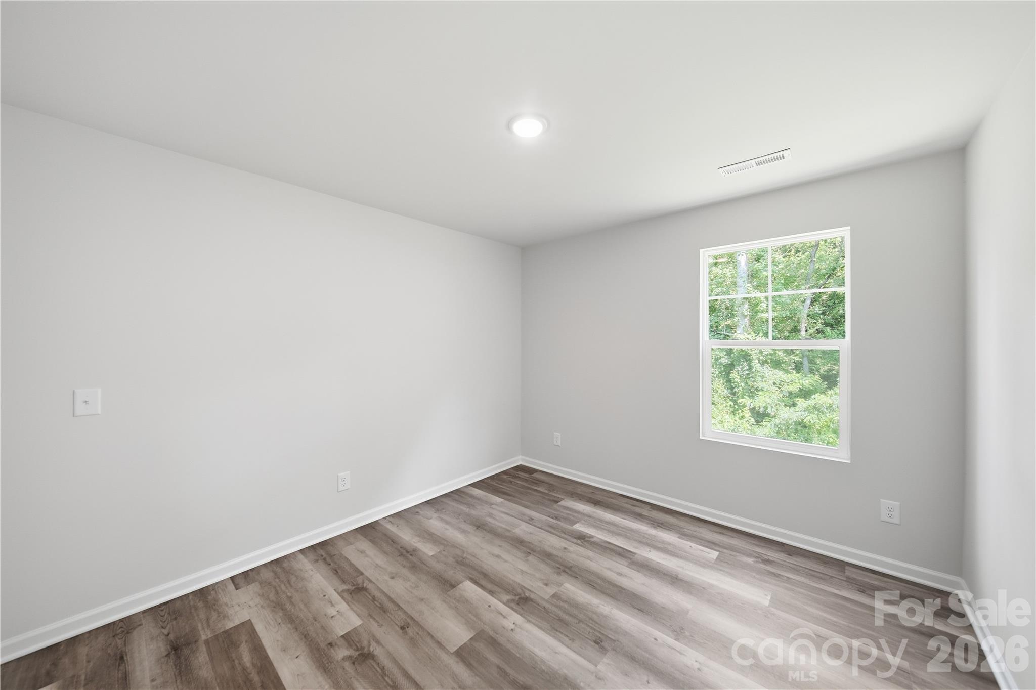 470 Woodberry Drive Property Photo 24