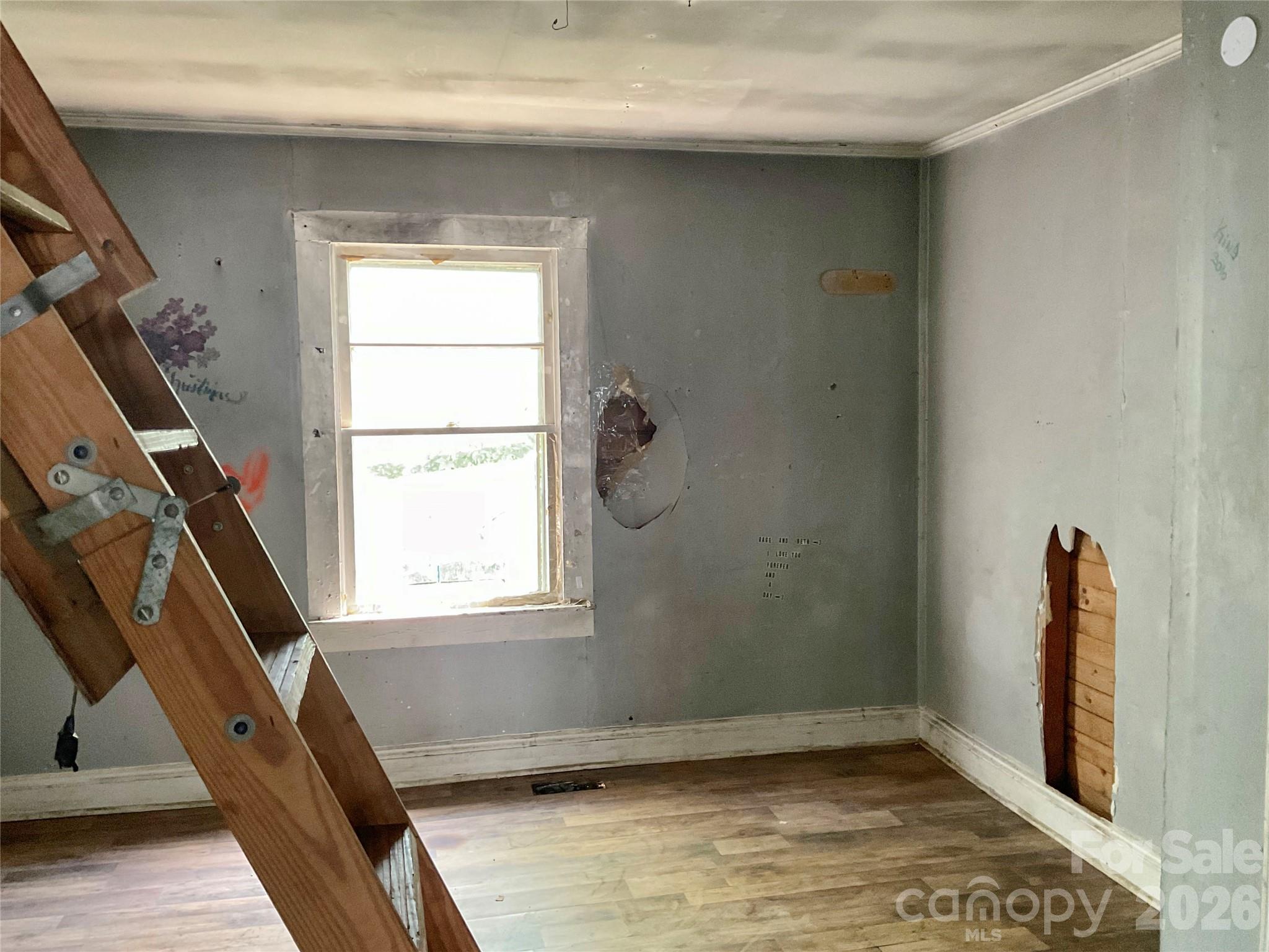 1024 Catawba Street Property Photo 9