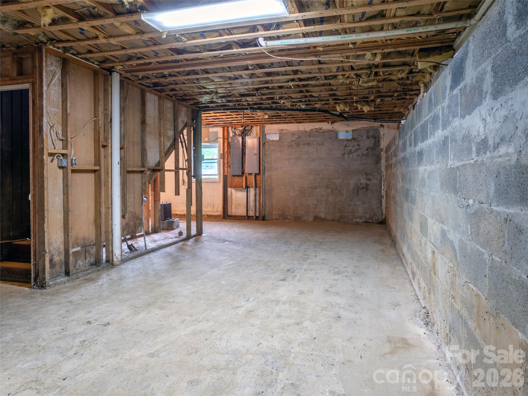 381-395 Crimson Laurel Way Property Photo 25