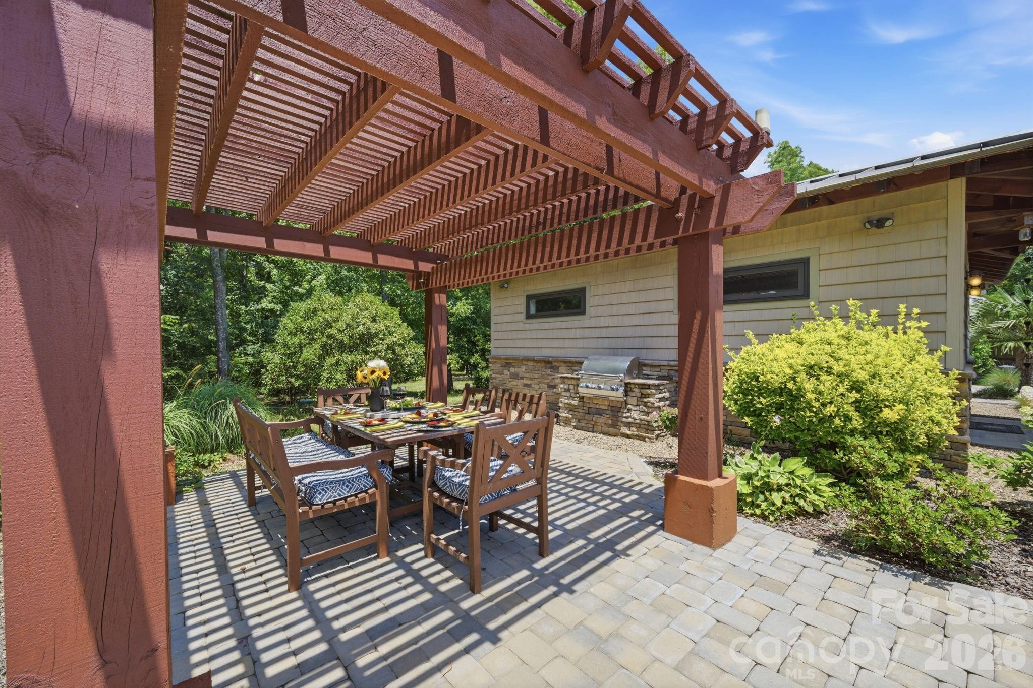 2545 N Rocky River Road Property Photo 6