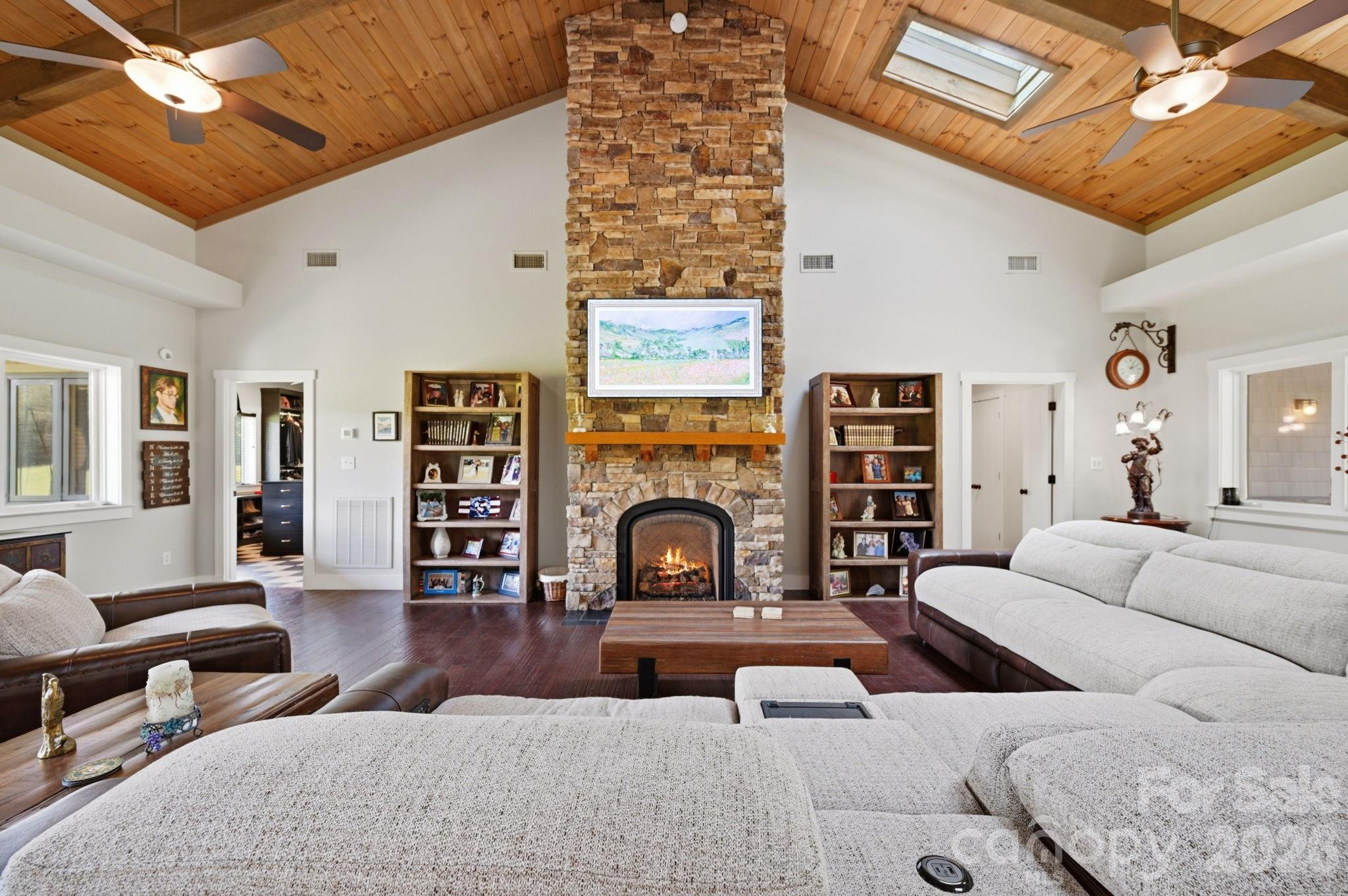 2545 N Rocky River Road Property Photo 8