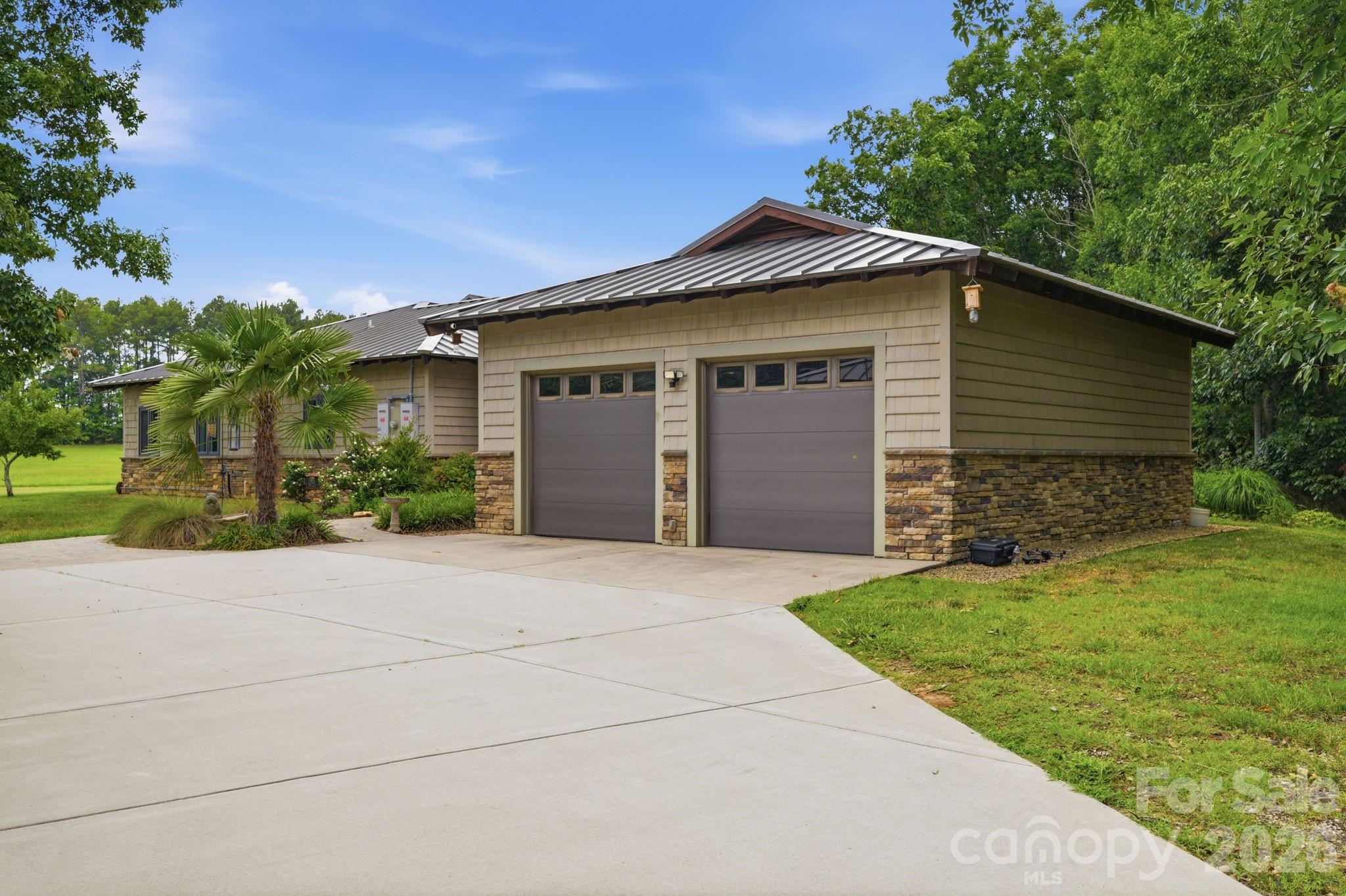 2545 N Rocky River Road Property Photo 22