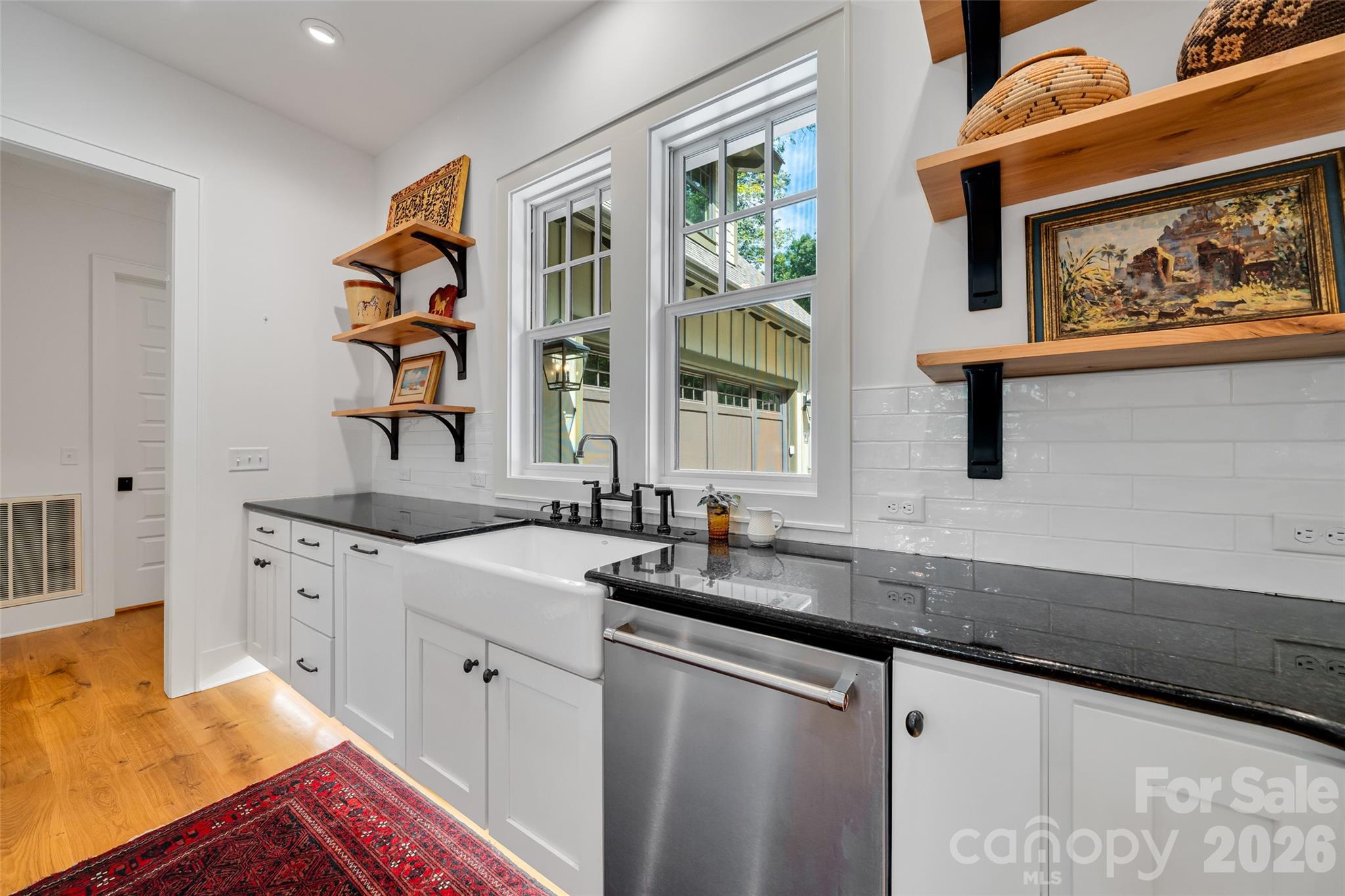 442 Autumn Sky Drive Property Photo 14