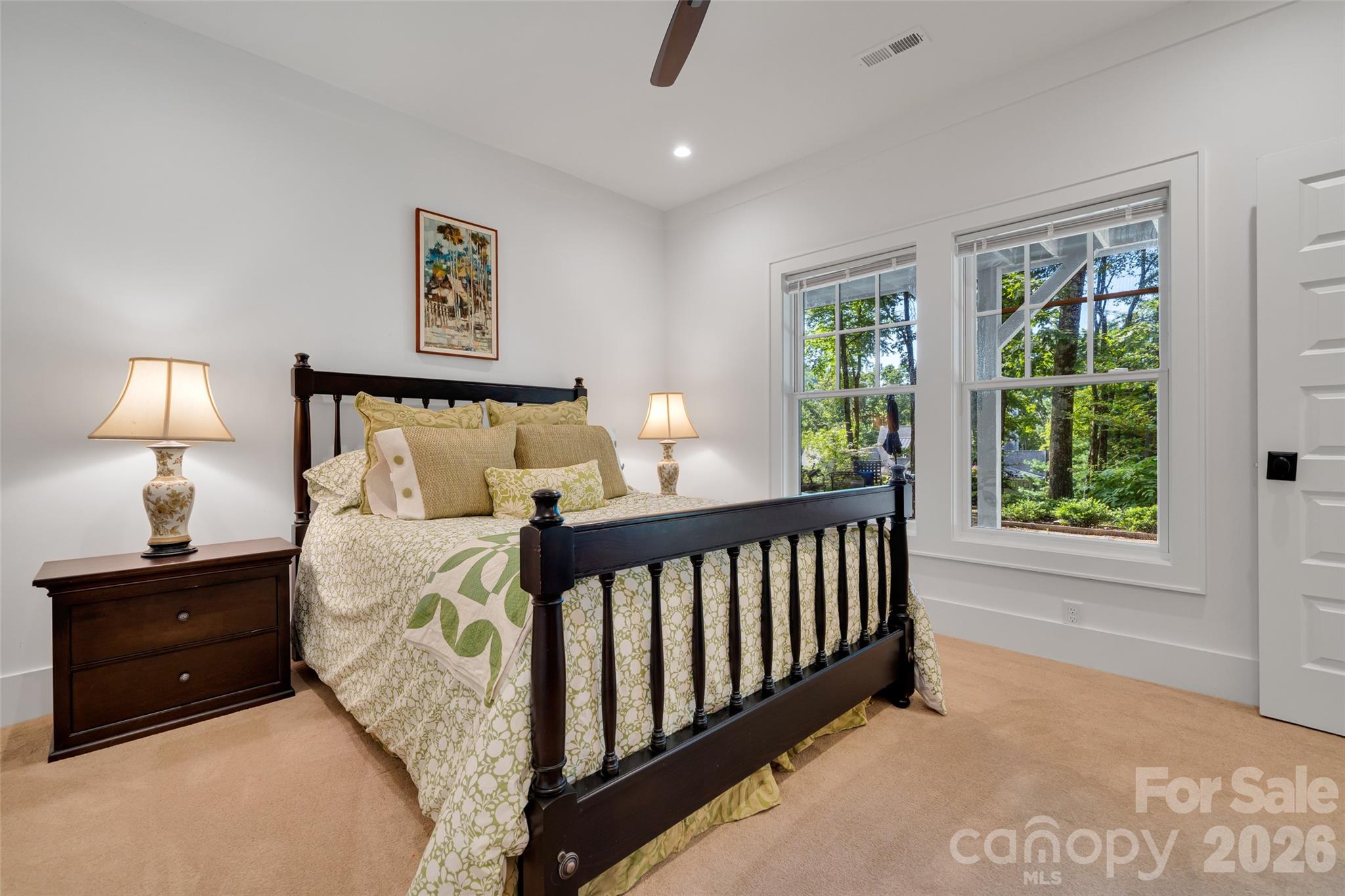 442 Autumn Sky Drive Property Photo 37