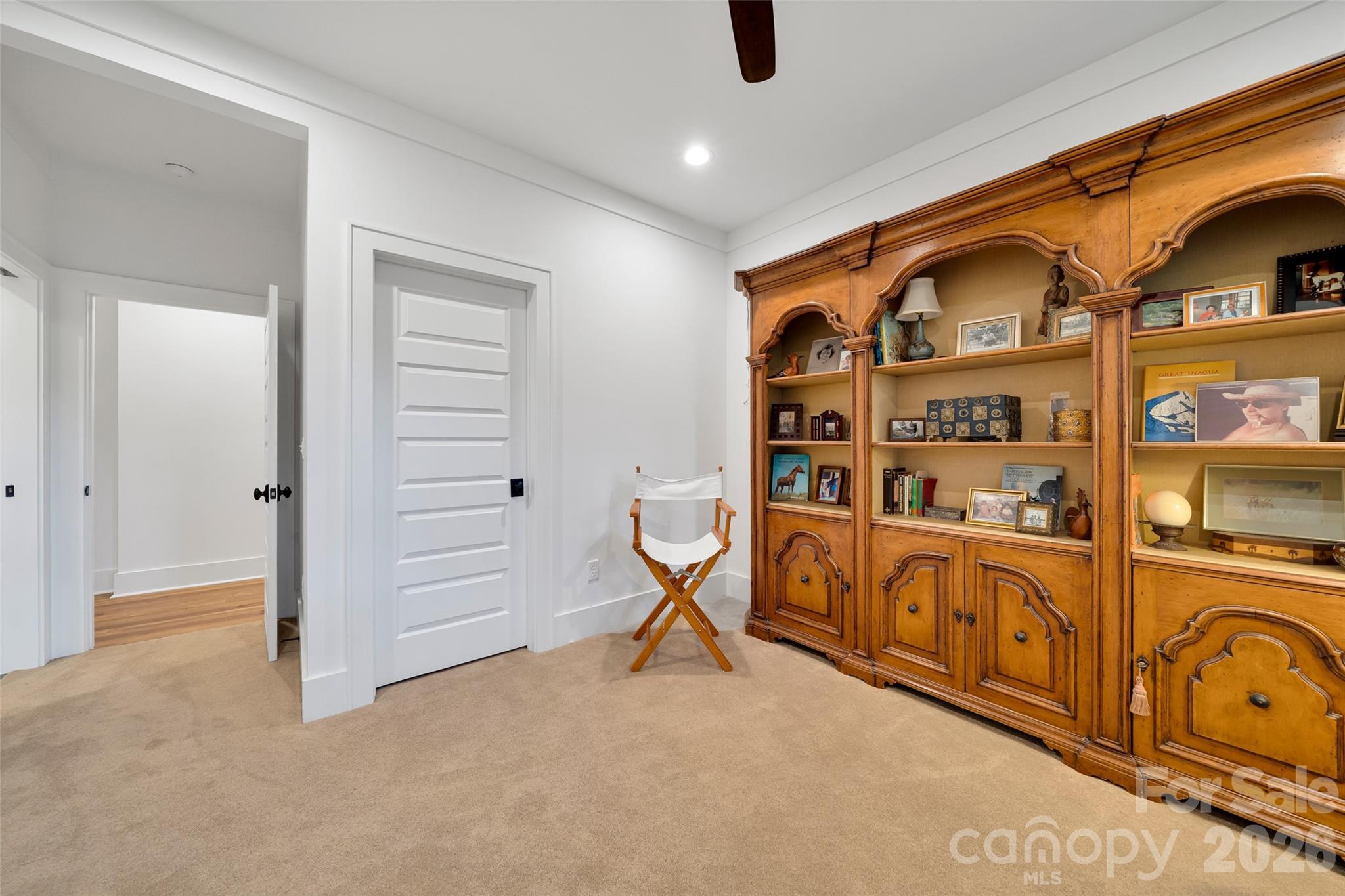 442 Autumn Sky Drive Property Photo 40