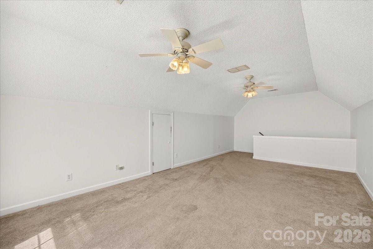 6912 Foxglove Drive Property Photo 44