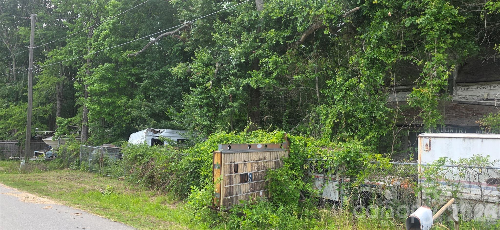 116 2nd Avenue Property Photo 1