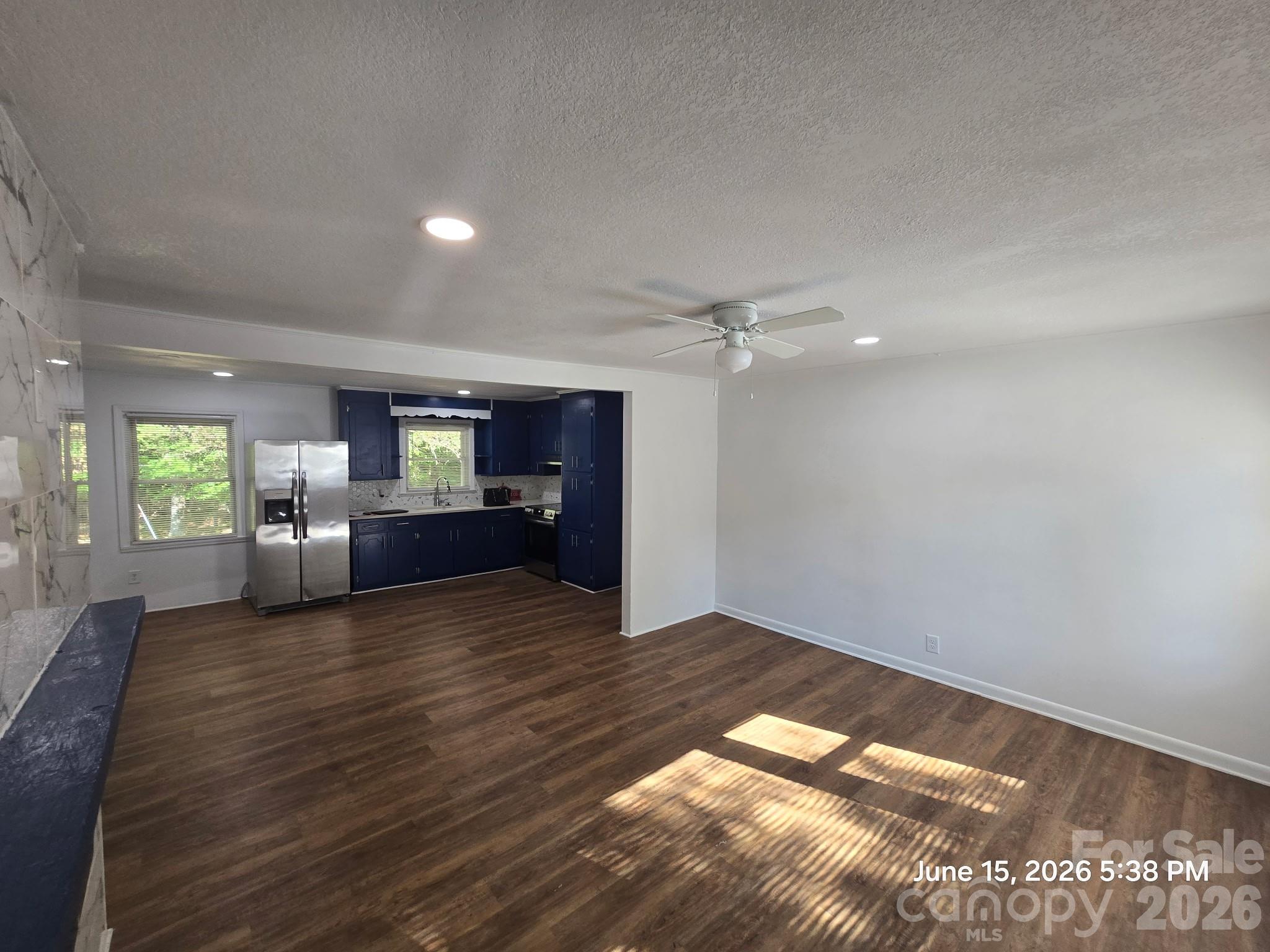 1050 South Lake Drive Property Photo 6