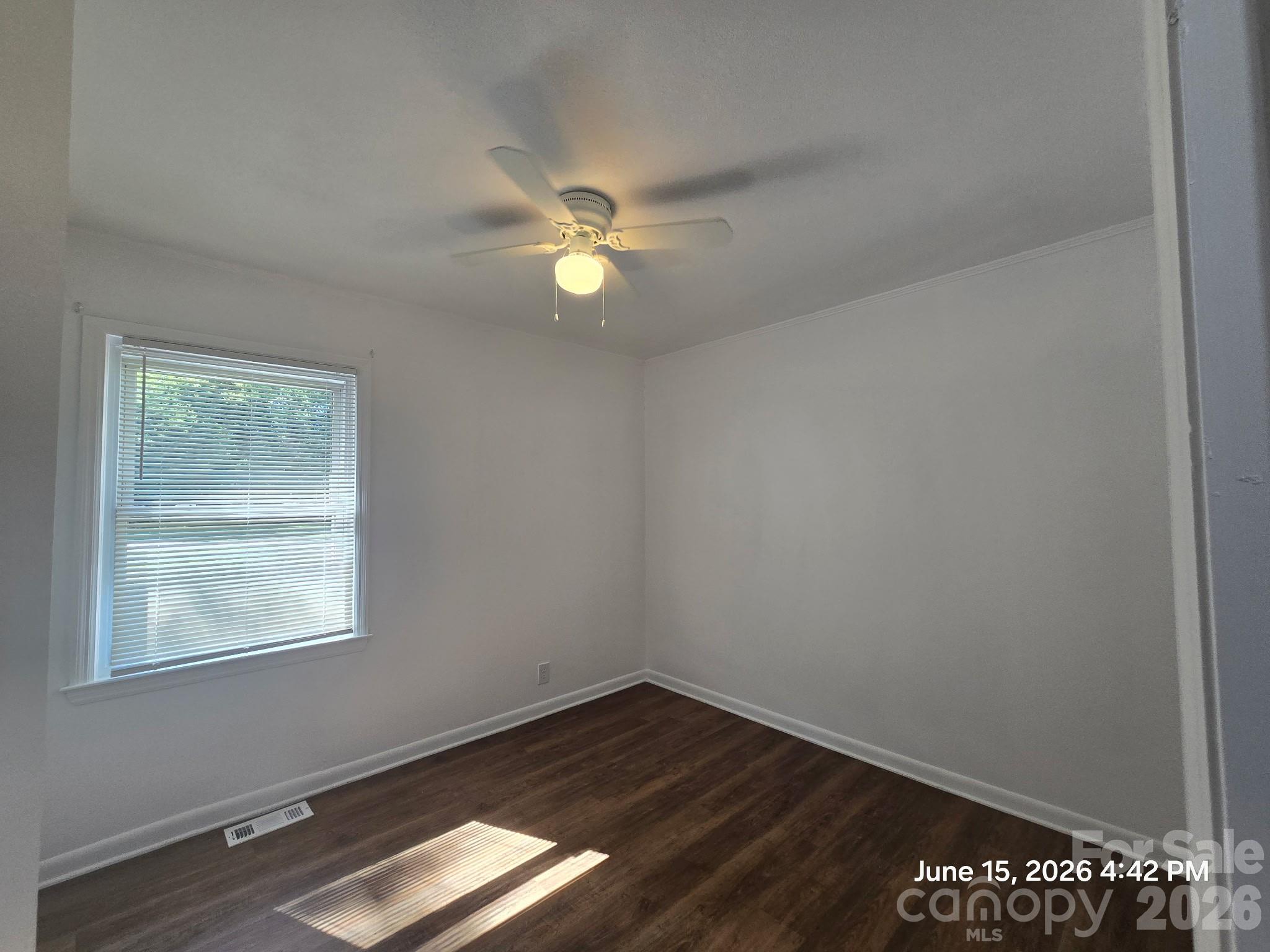 1050 South Lake Drive Property Photo 15