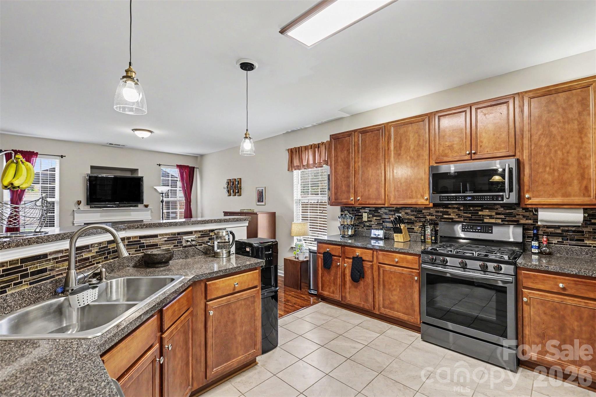 652 Winding Branch Road Property Photo 7