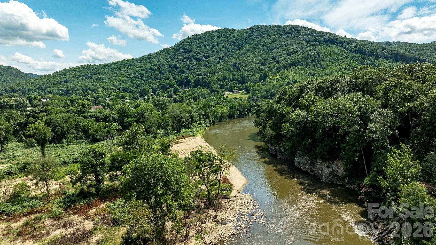 765 River Road Property Photo 8