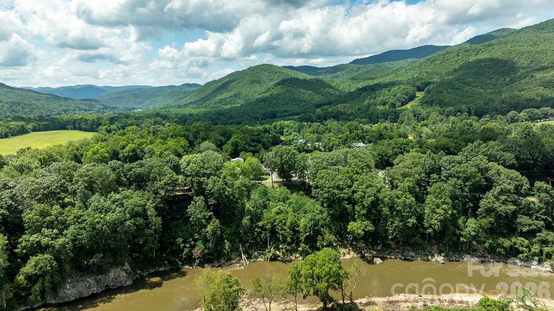 765 River Road Property Photo 14