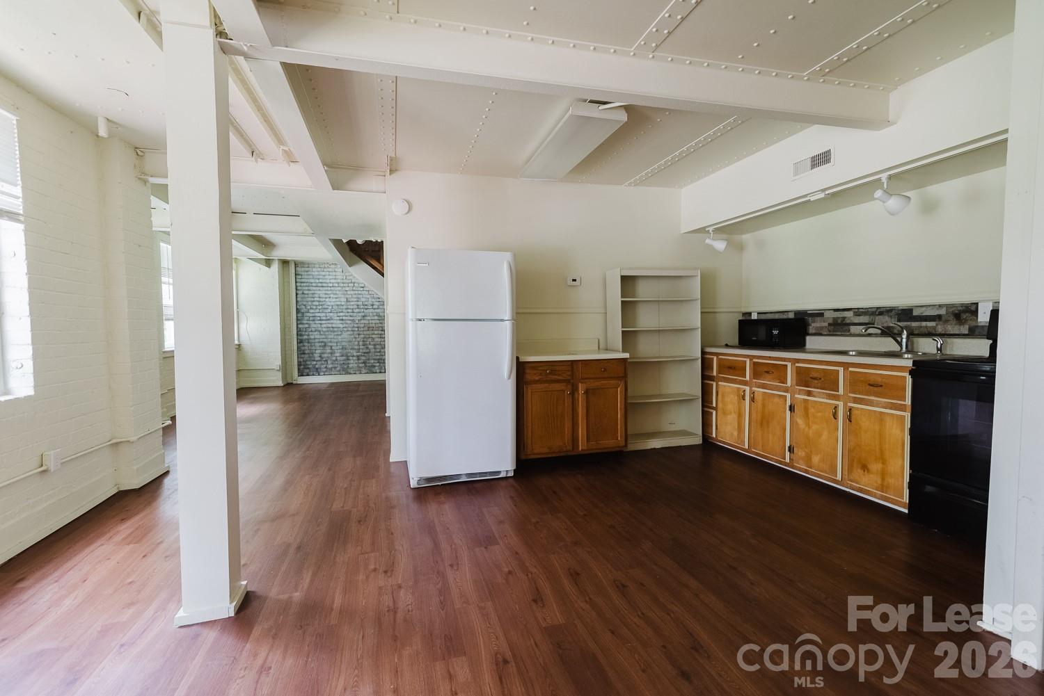 203 W Liberty Street 2e Property Photo 3