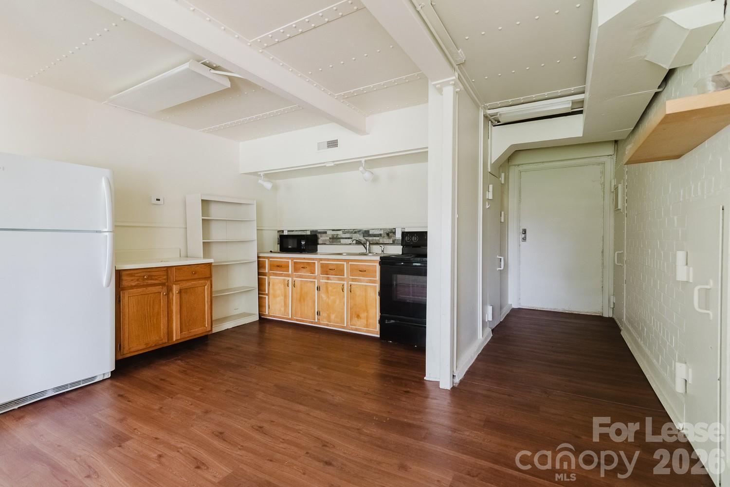 203 W Liberty Street 2e Property Photo 4