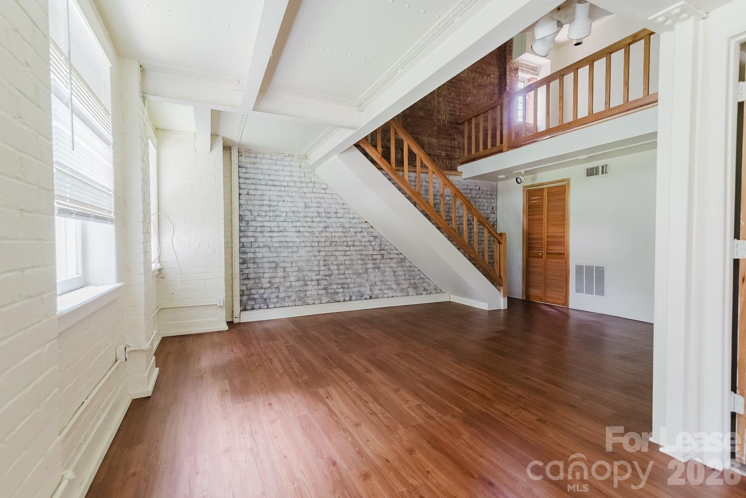 203 W Liberty Street 2e Property Photo 7