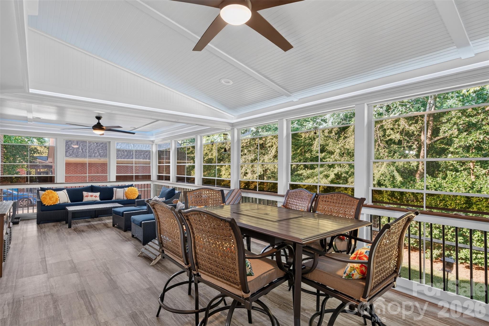 1231 Manicott Drive Property Photo 14