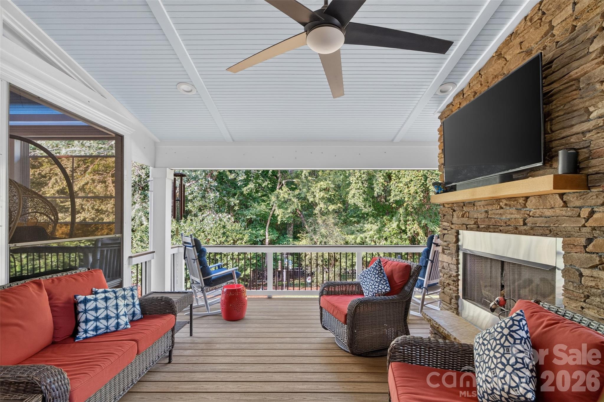 1231 Manicott Drive Property Photo 16