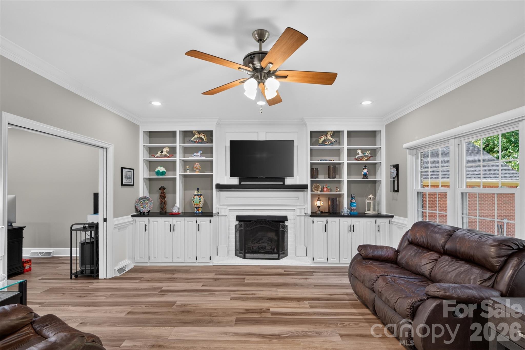 1231 Manicott Drive Property Photo 17