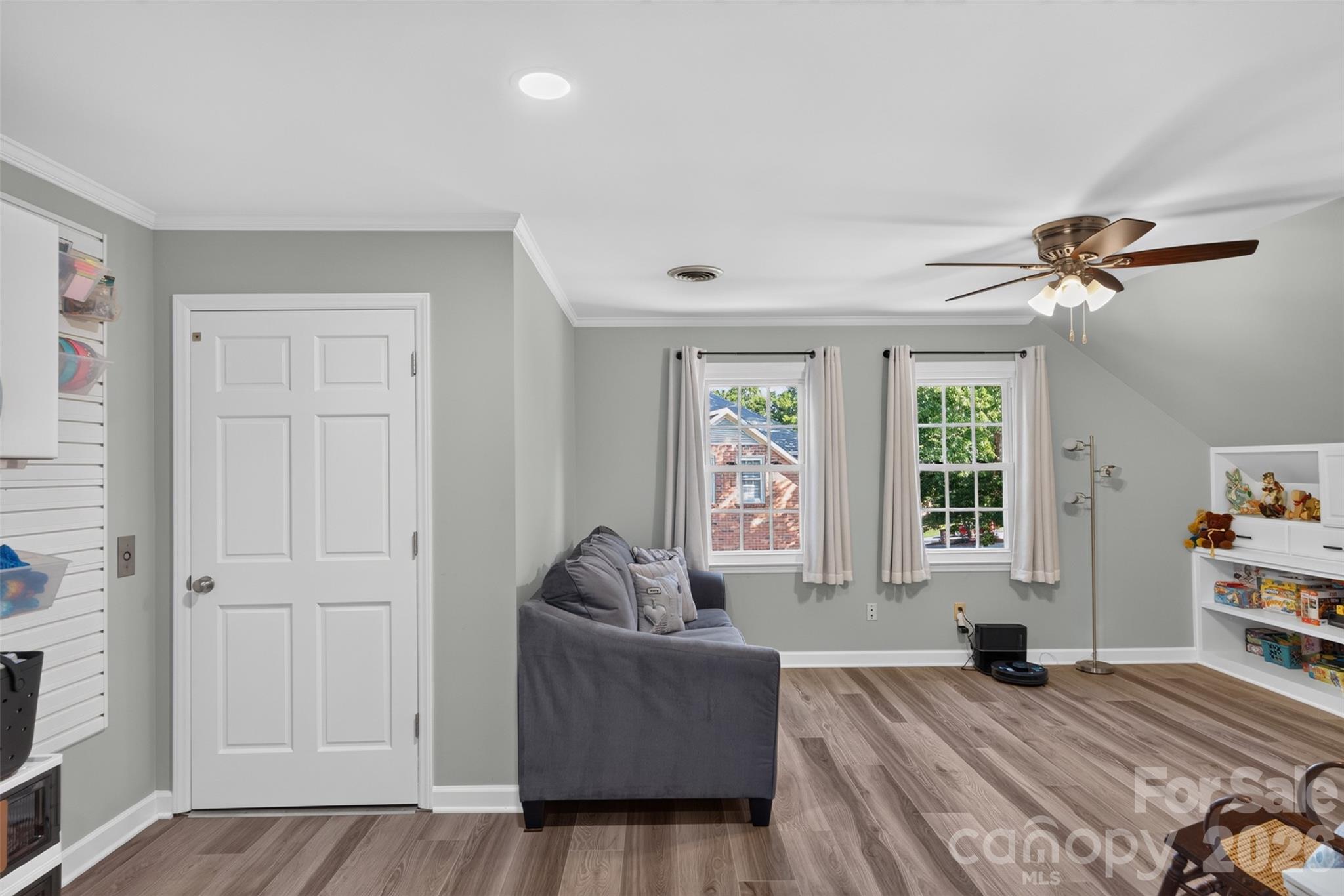 1231 Manicott Drive Property Photo 37