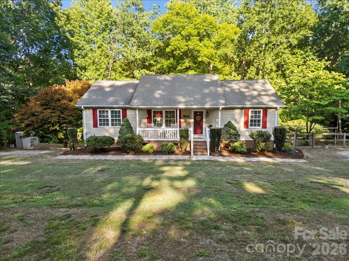 104 Balsam Circle Property Photo 1