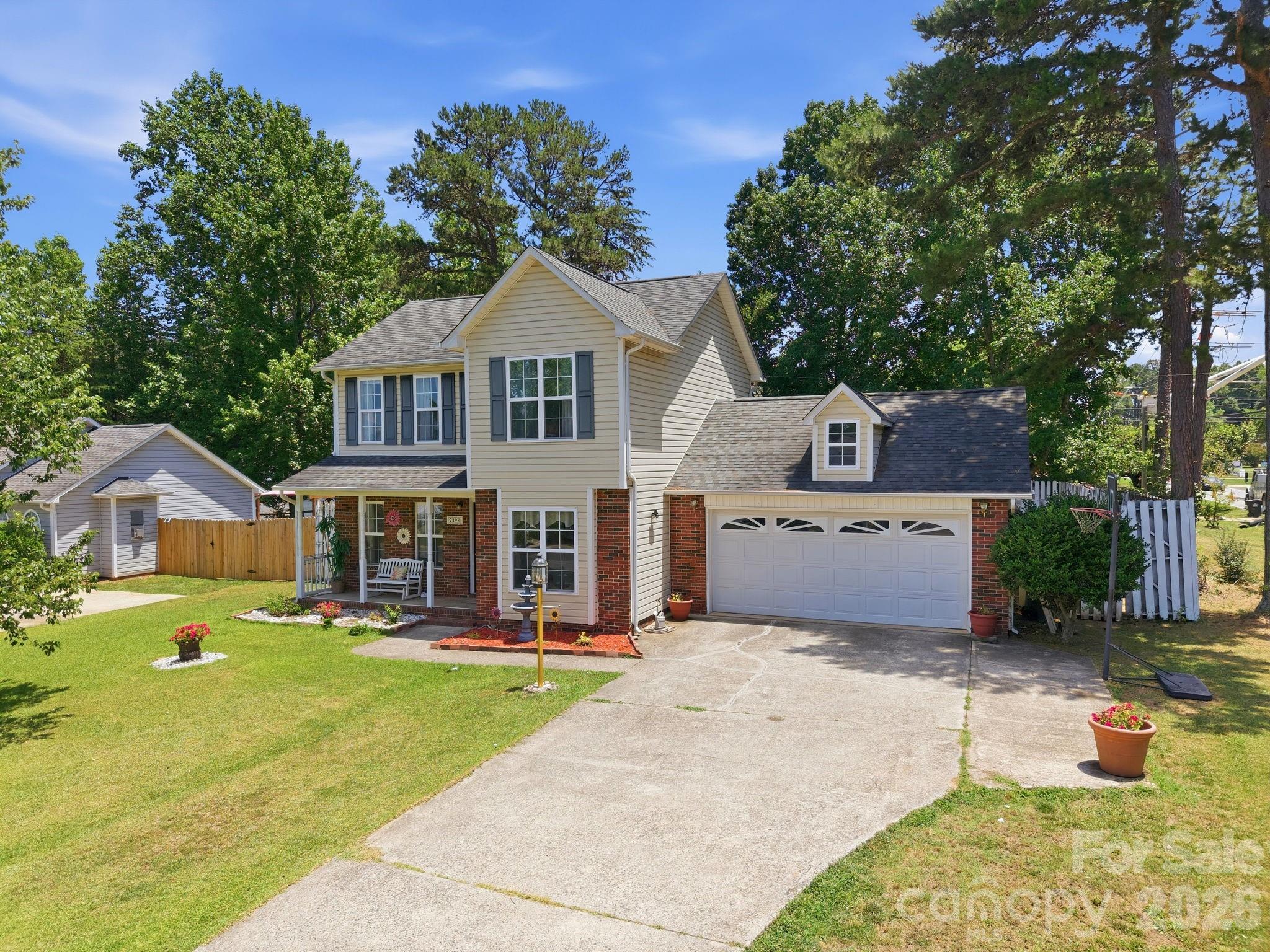2498 Hawk Ridge Drive Property Photo 22