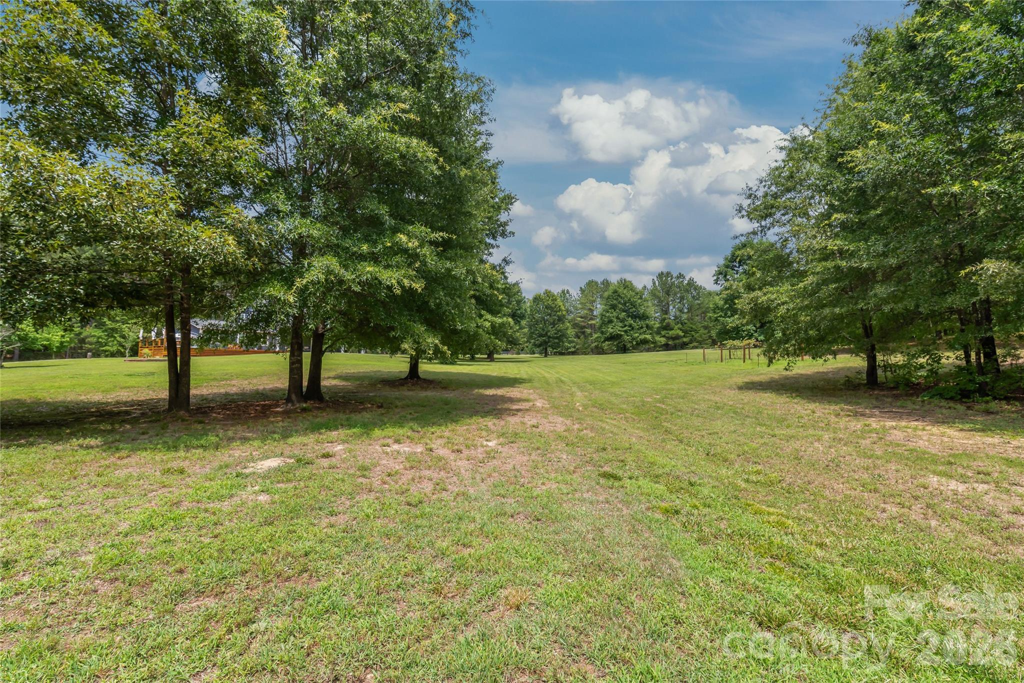1241 Sierra Road 20 Property Photo 4