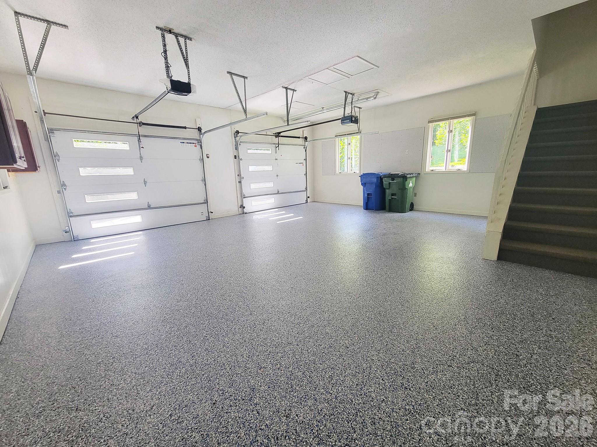 305 E Sondley Drive Property Photo 27