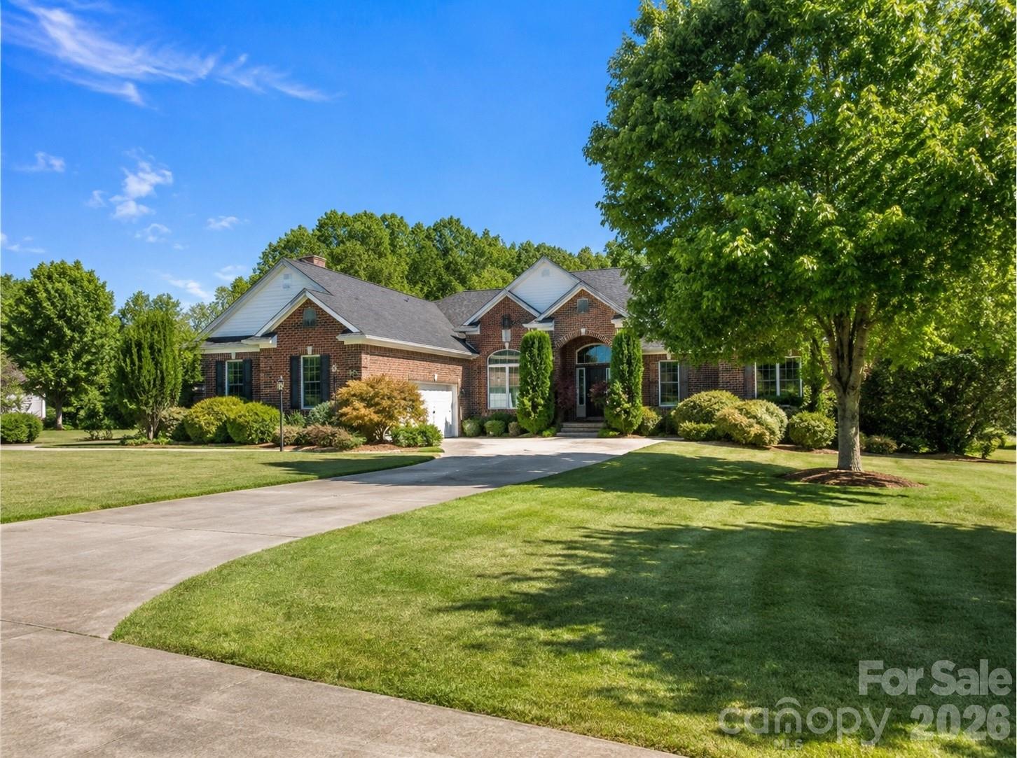 619 Laurel Valley Way Property Photo 2