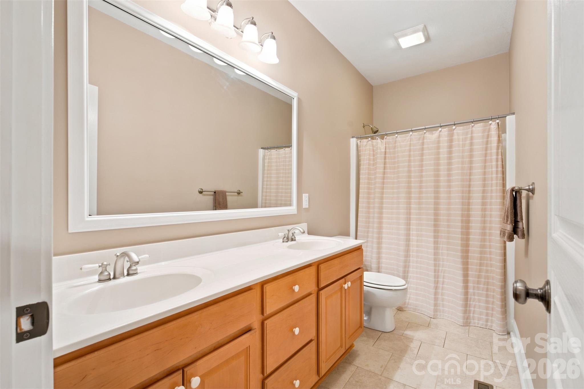 619 Laurel Valley Way Property Photo 32