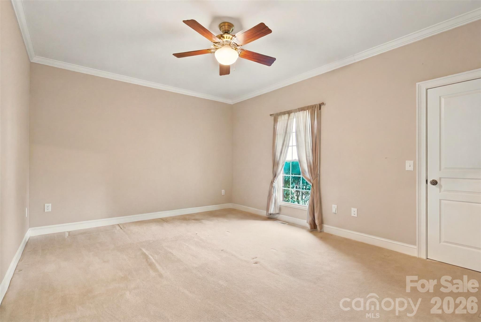 619 Laurel Valley Way Property Photo 33