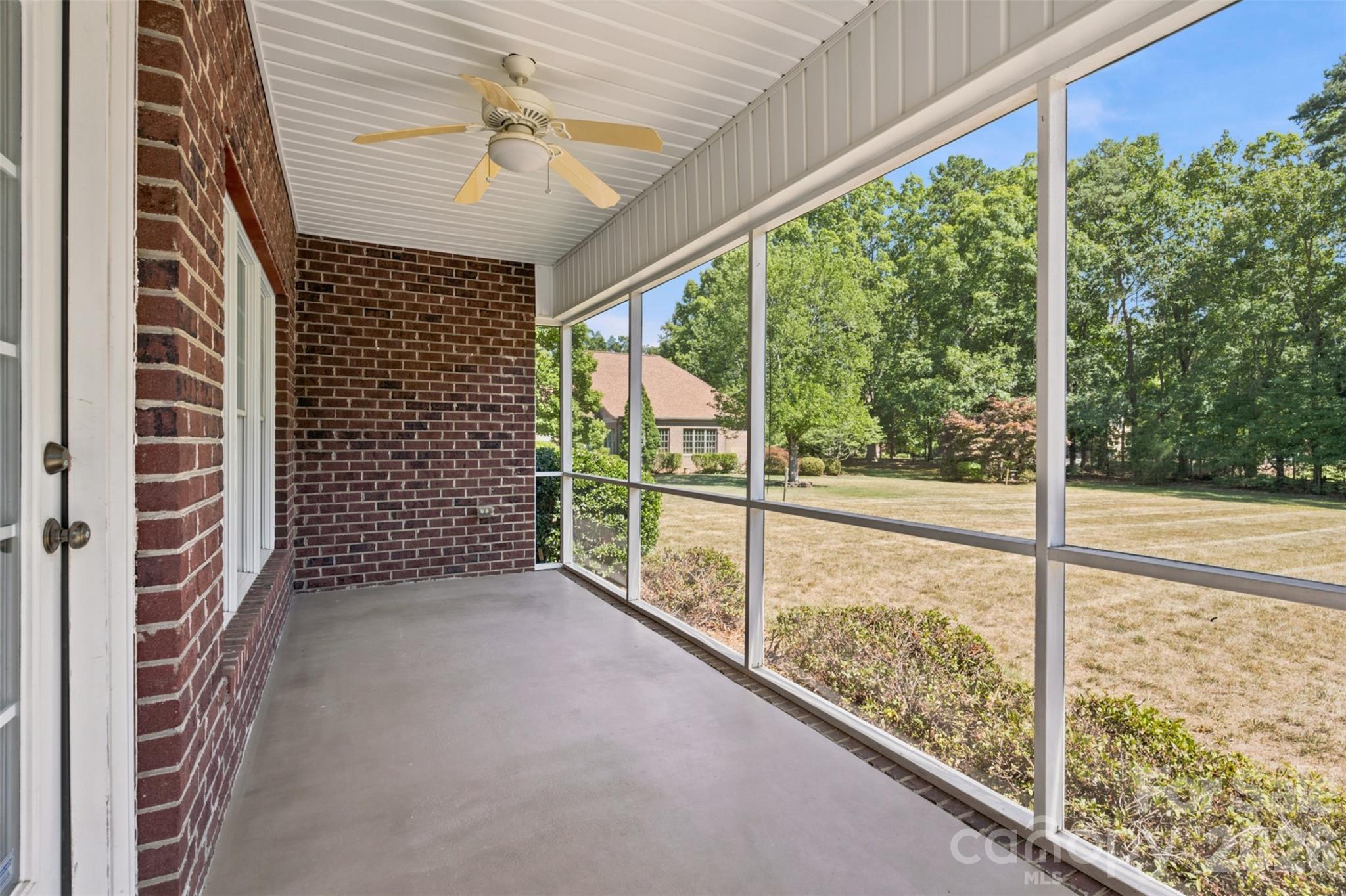 619 Laurel Valley Way Property Photo 39