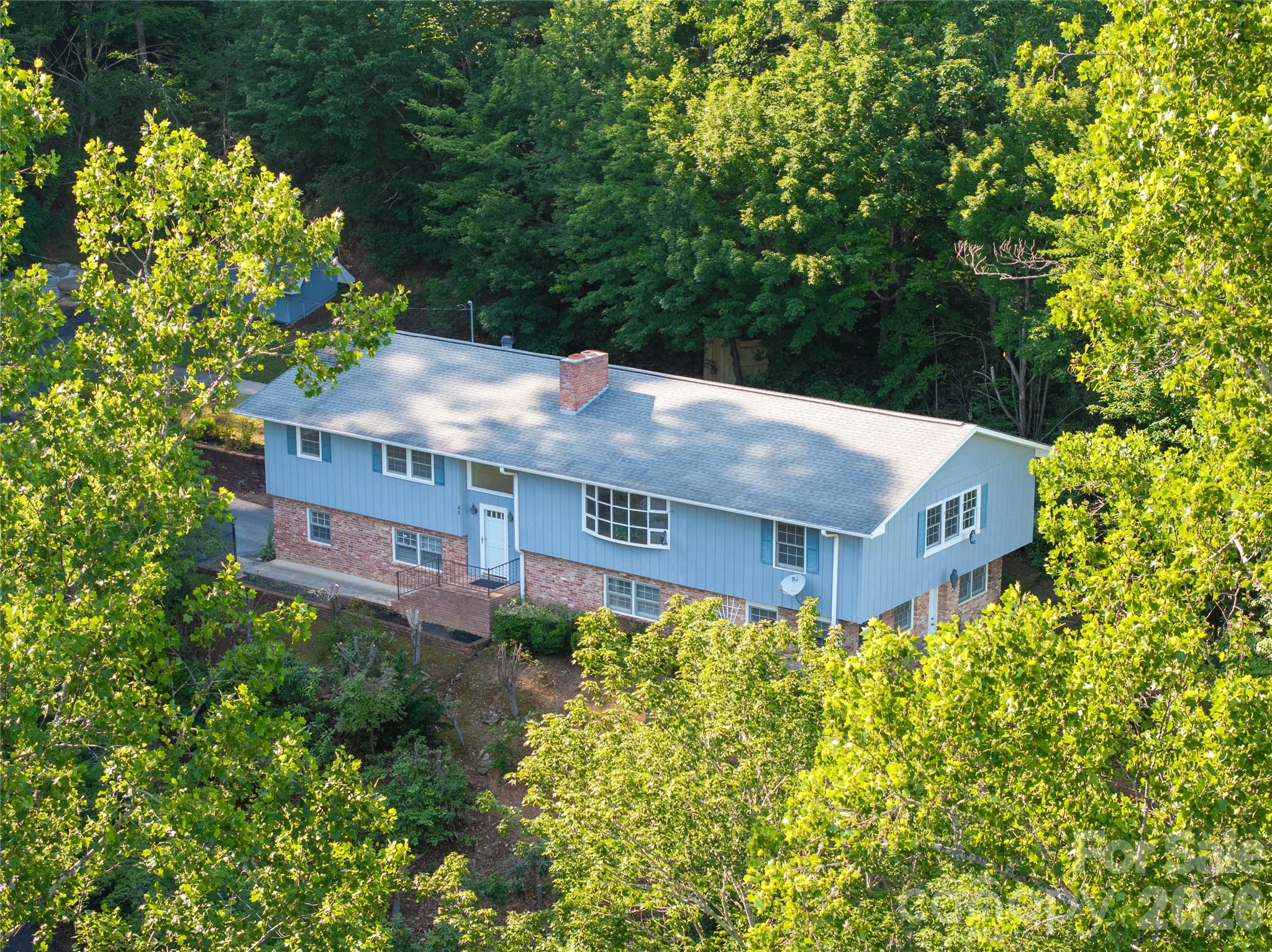 45 Mountain View Avenue Property Photo 2