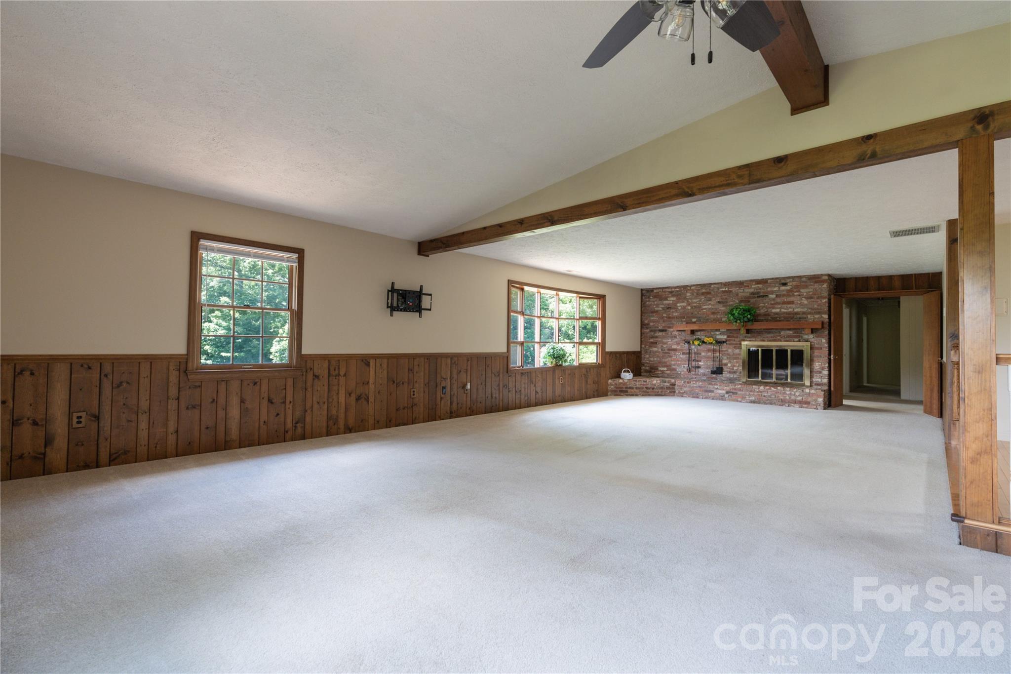 45 Mountain View Avenue Property Photo 11