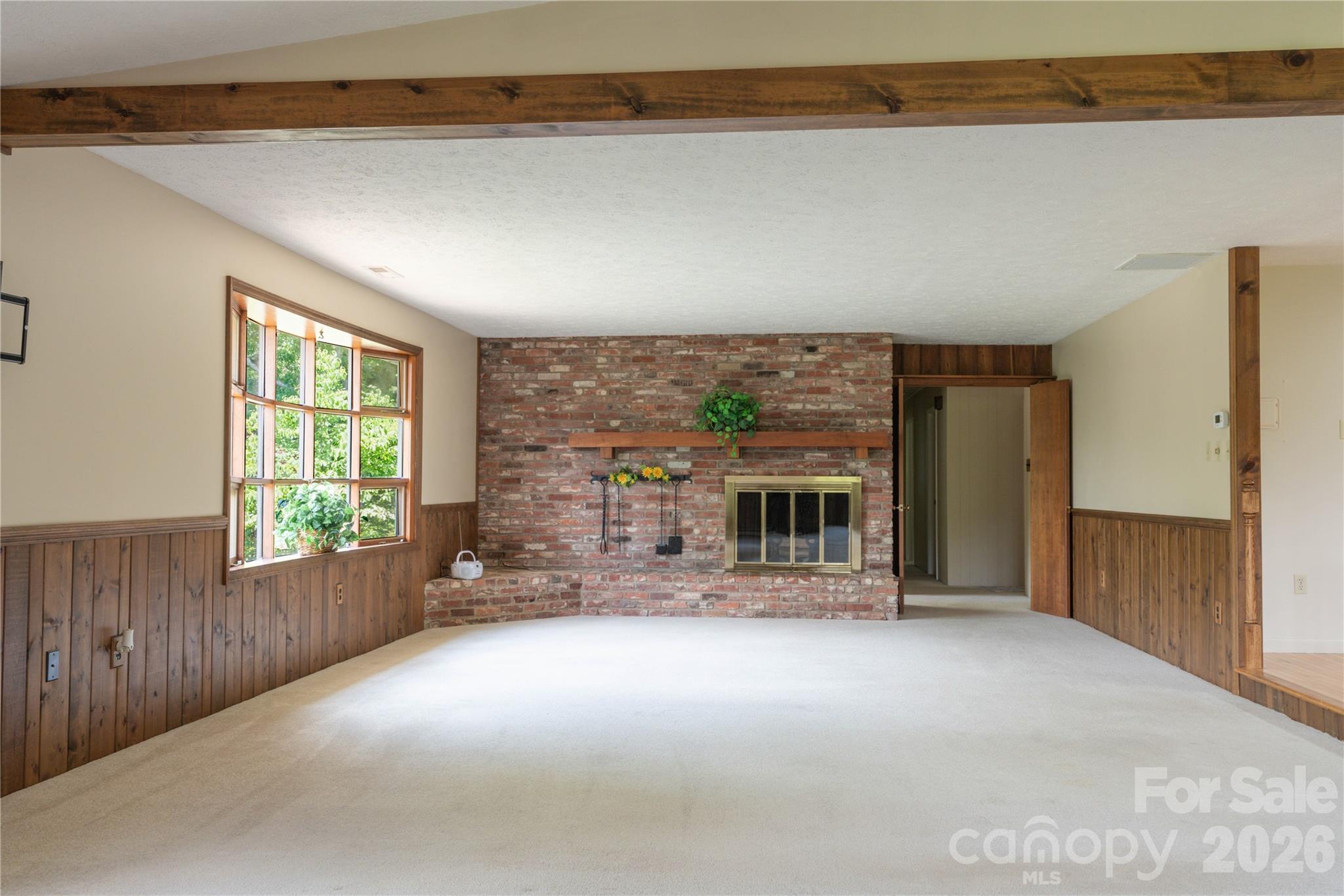 45 Mountain View Avenue Property Photo 13