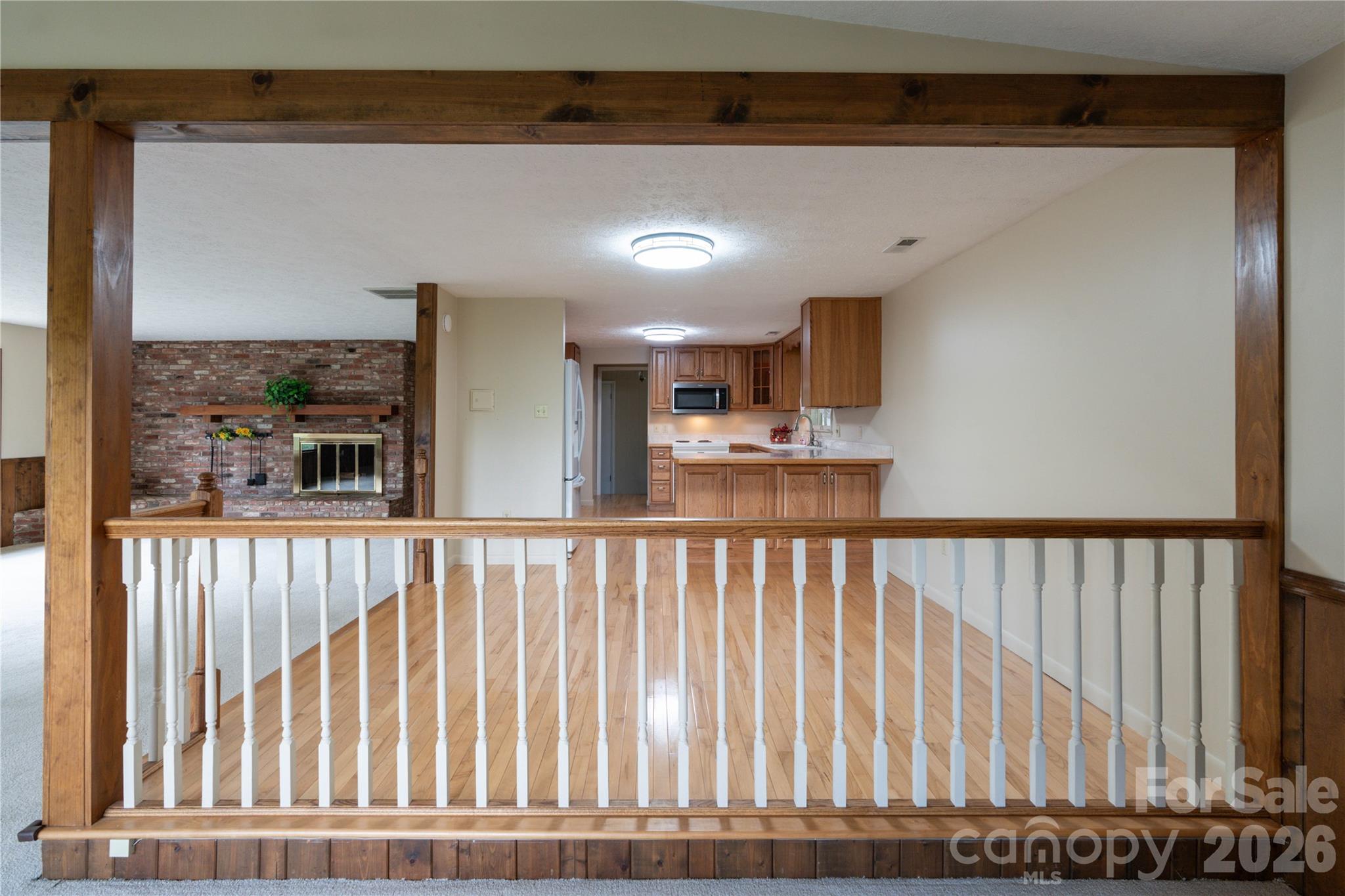 45 Mountain View Avenue Property Photo 15