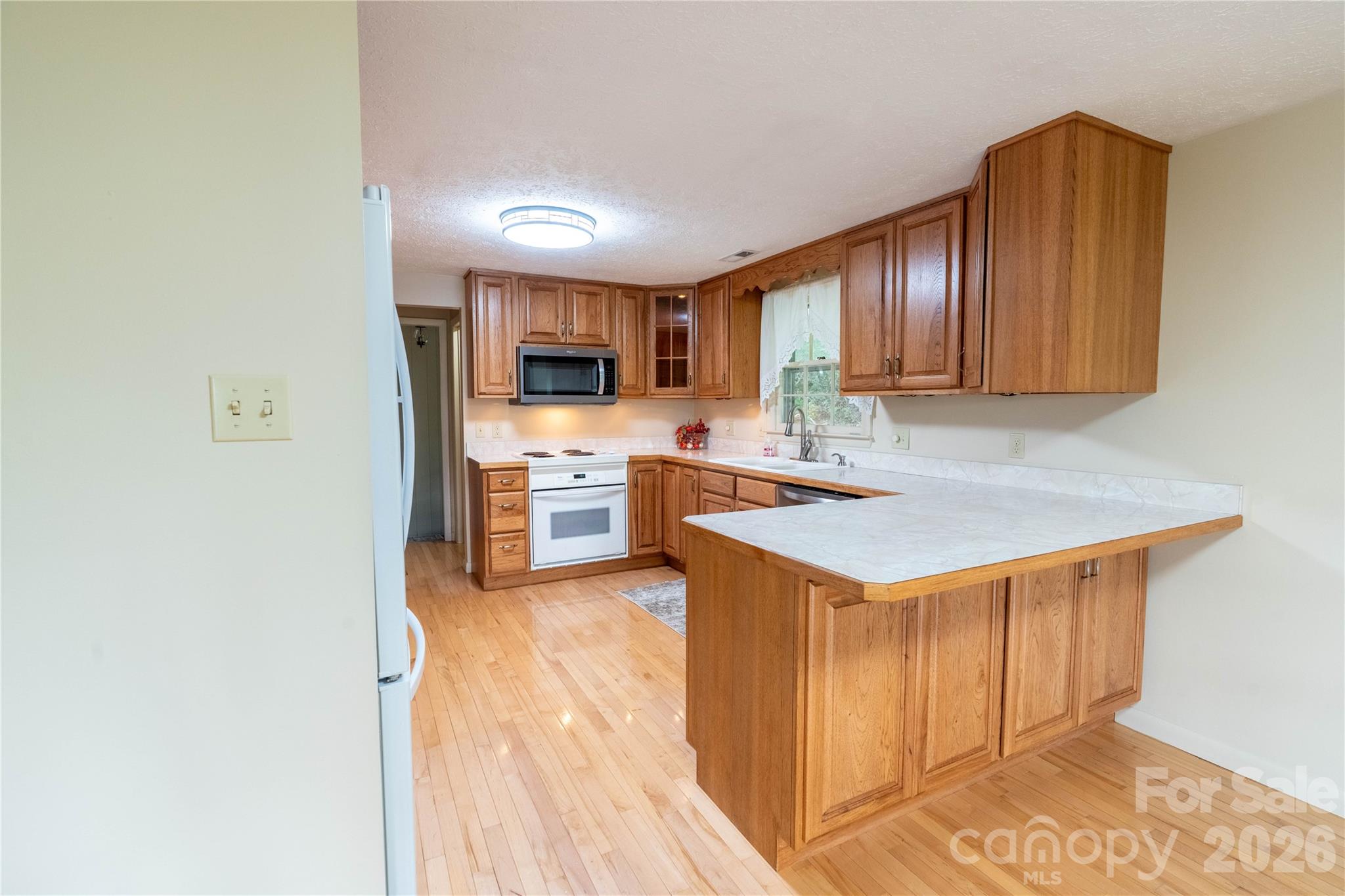 45 Mountain View Avenue Property Photo 19