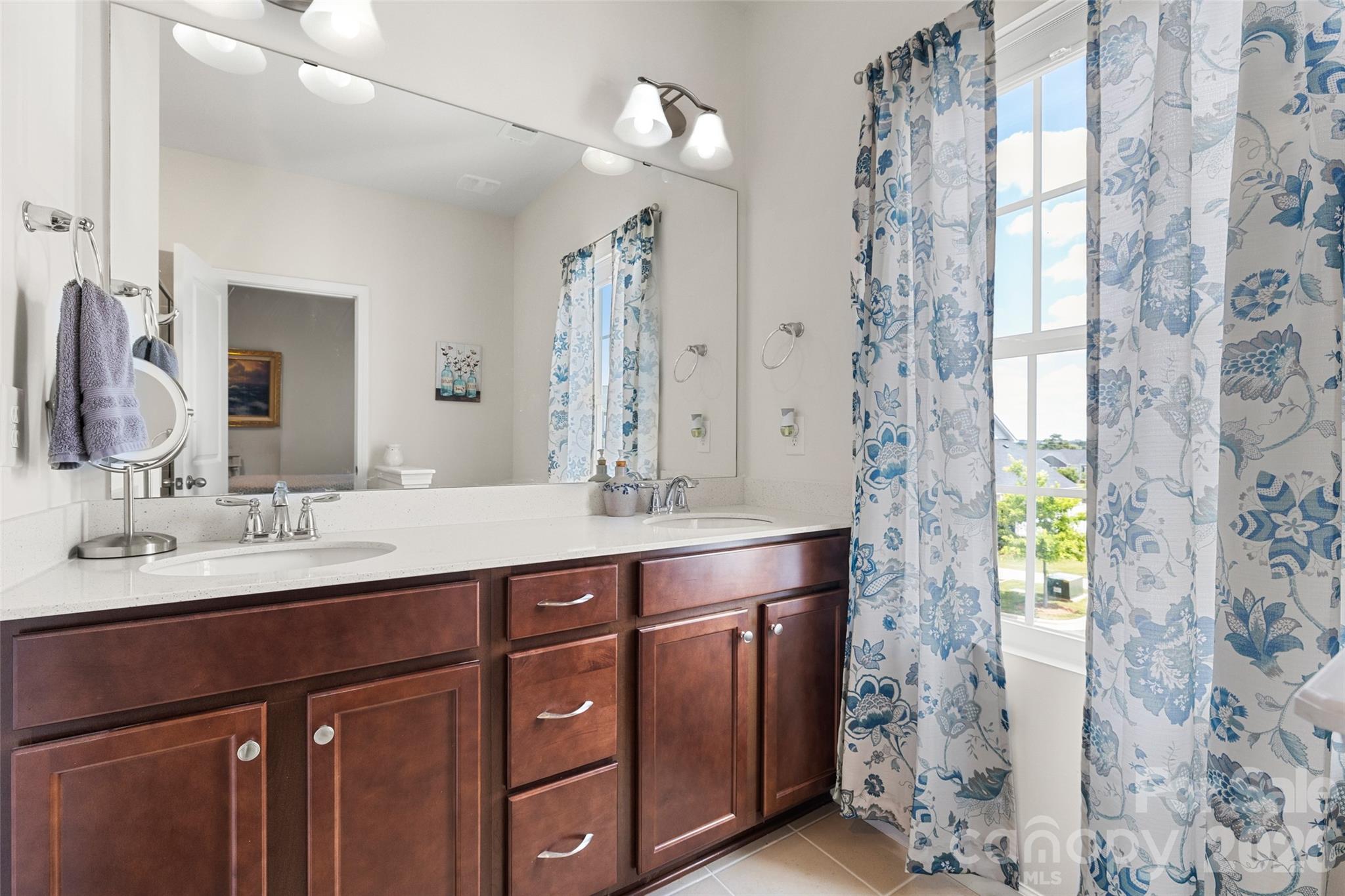 1028 Beatty Woods Drive Property Photo 14