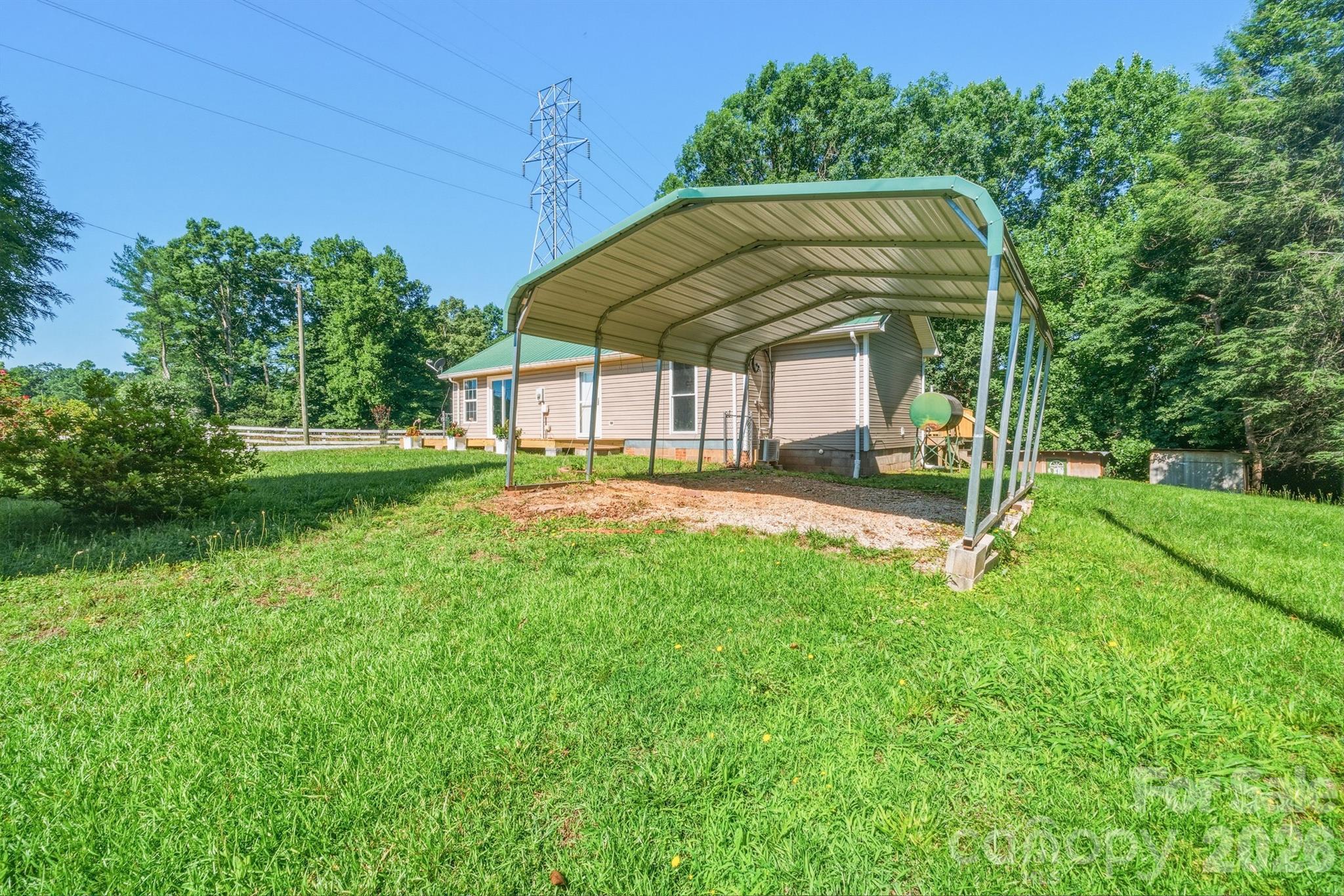 547 Pea Ridge Street Property Photo 2
