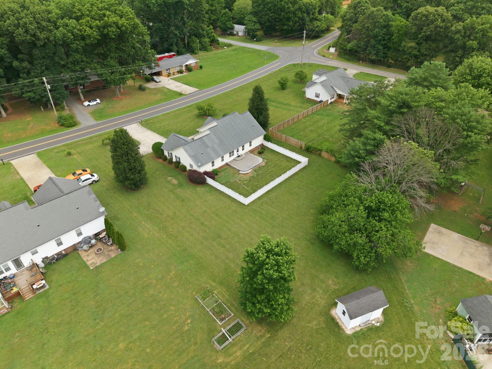 210 Jane Sowers Road Property Photo 34