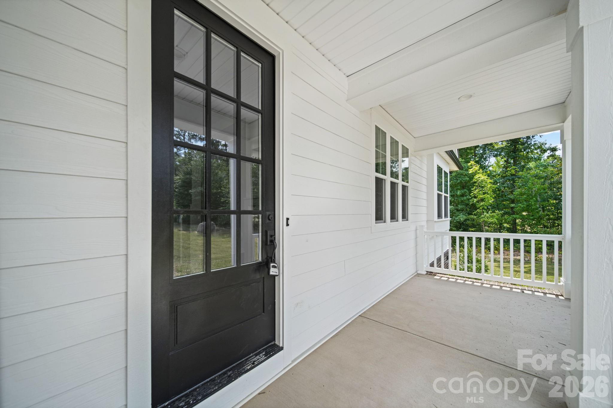 4024 Red Hill Way Property Photo 3