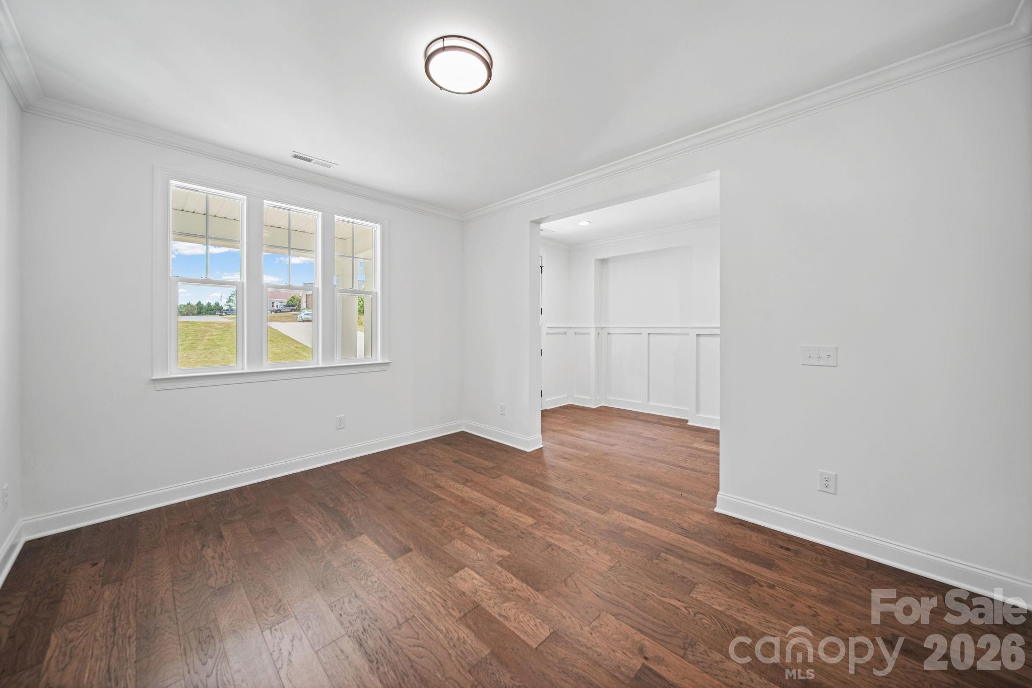 4024 Red Hill Way Property Photo 6