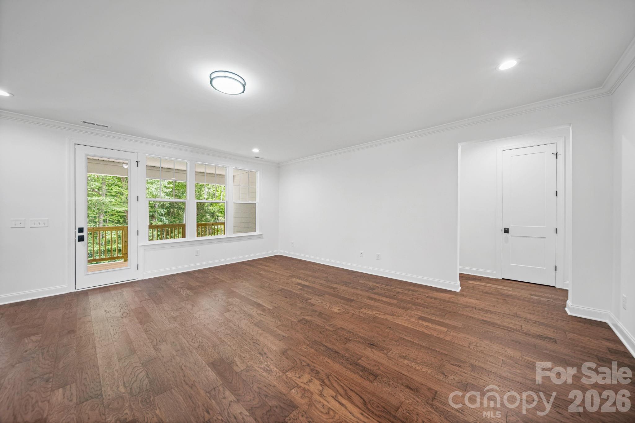 4024 Red Hill Way Property Photo 7