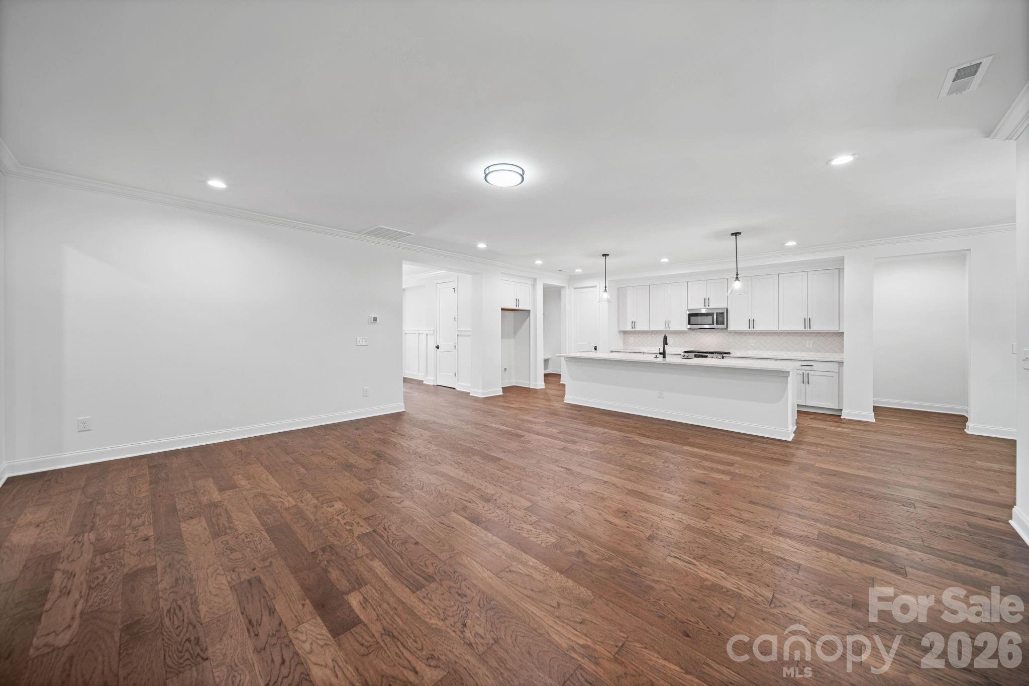 4024 Red Hill Way Property Photo 11