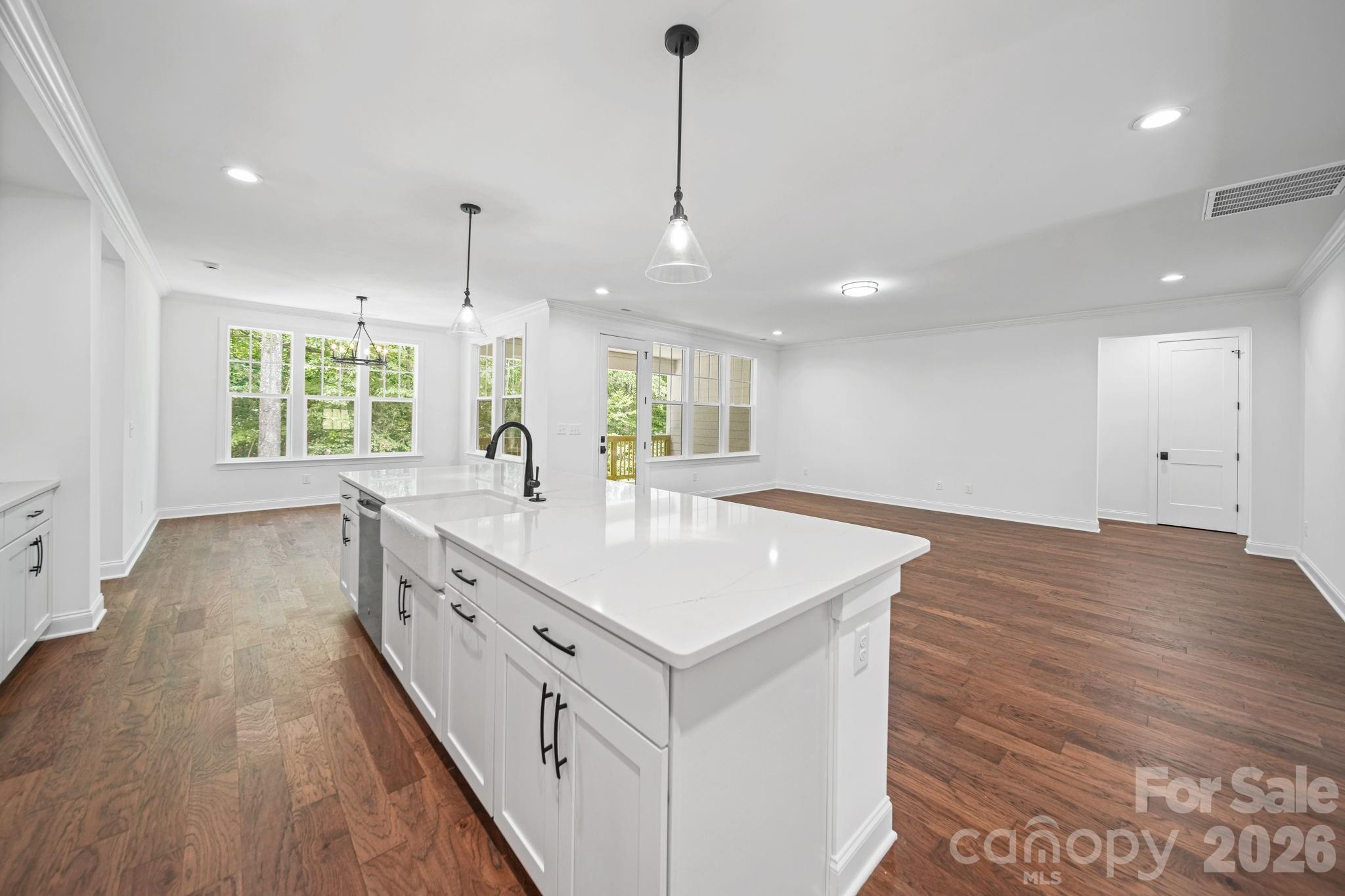 4024 Red Hill Way Property Photo 14