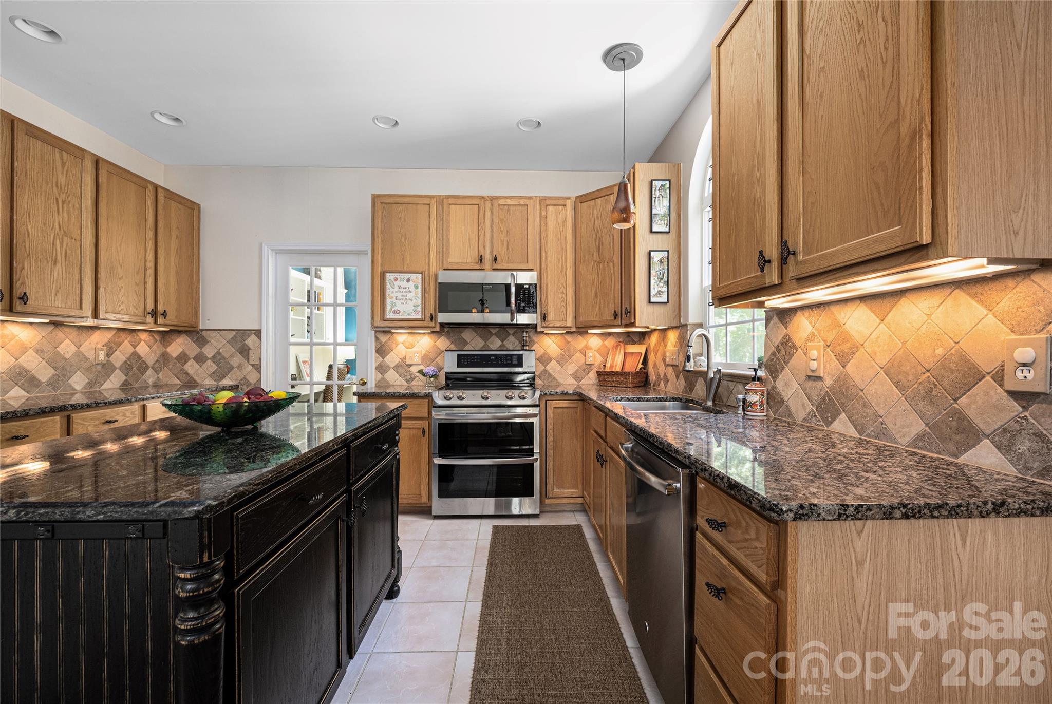 211 Alnwick Lane Property Photo 19